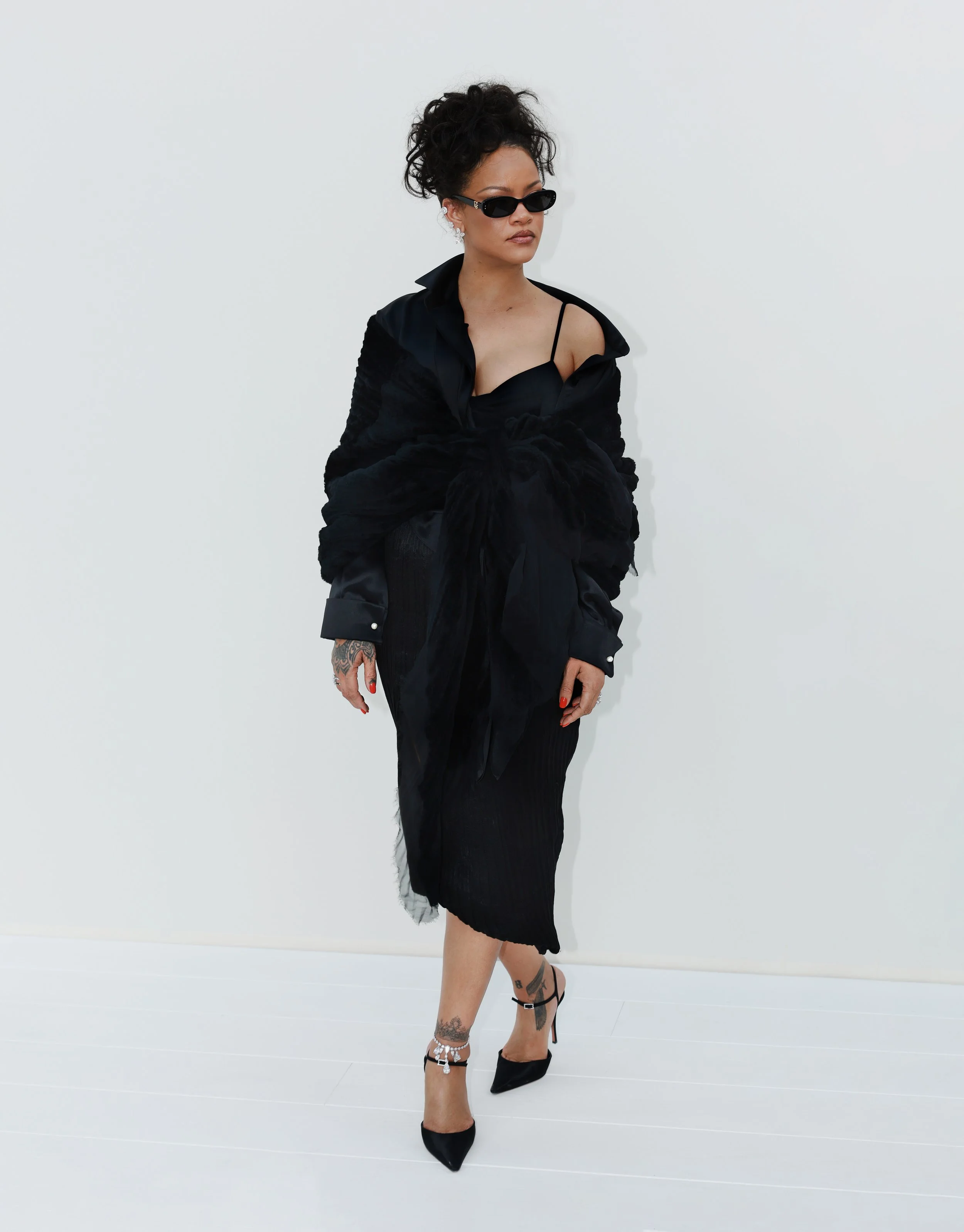 RIHANNA_B2_4x5.jpg