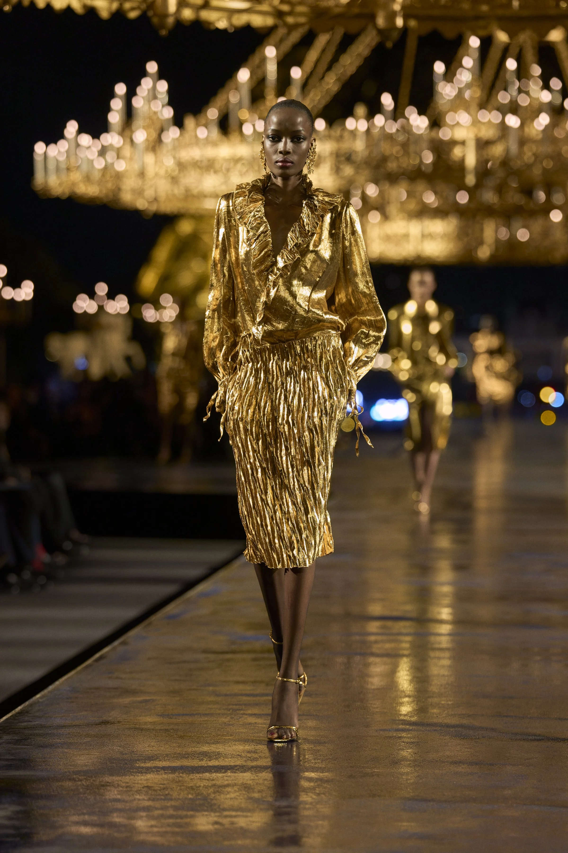 SAINT LAURENT_FASHION_SHOW_WOMEN'S_SUMMER-27_RUNWAY_26_HR.jpg