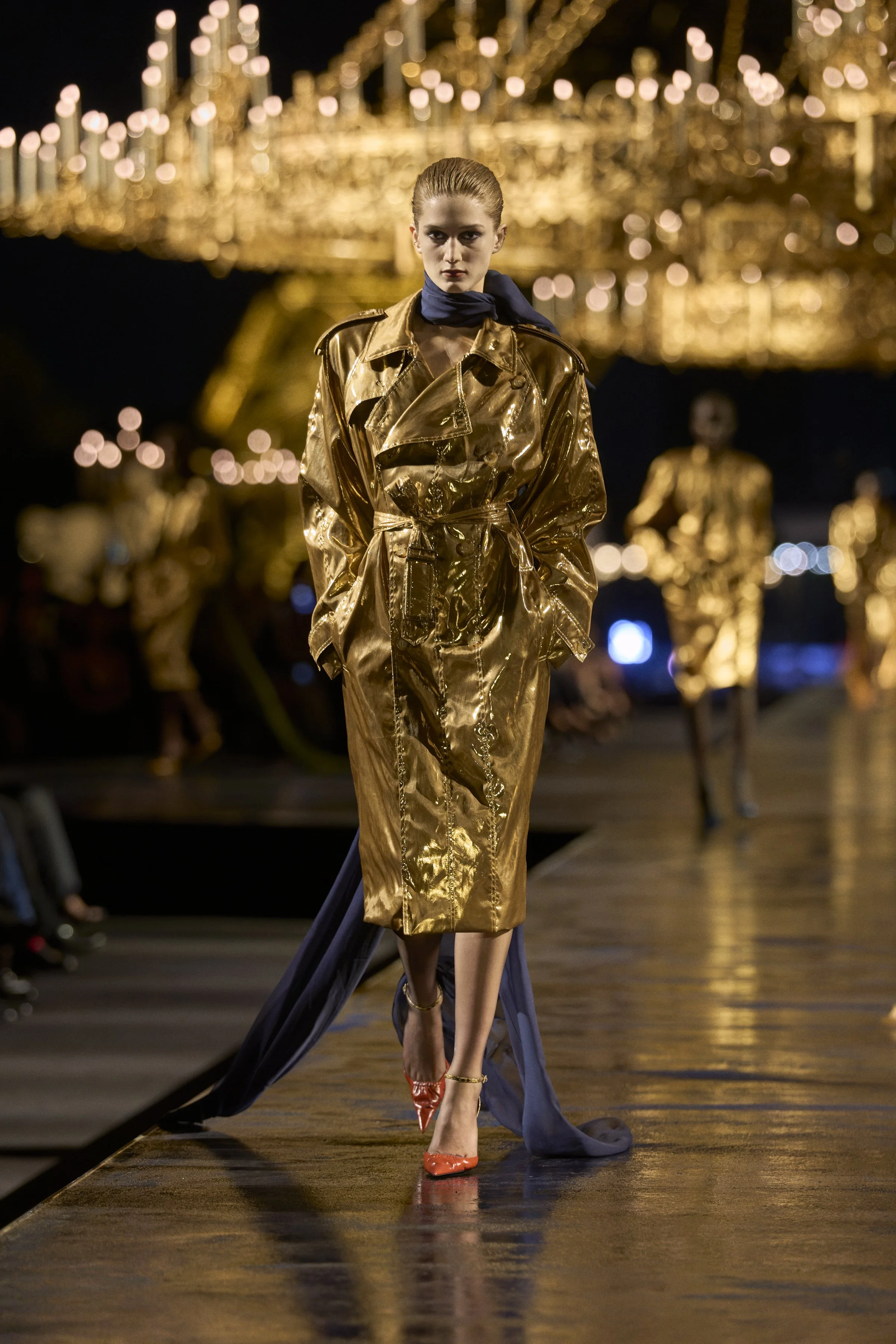 SAINT LAURENT_FASHION_SHOW_WOMEN'S_SUMMER-27_RUNWAY_09_HR.jpg