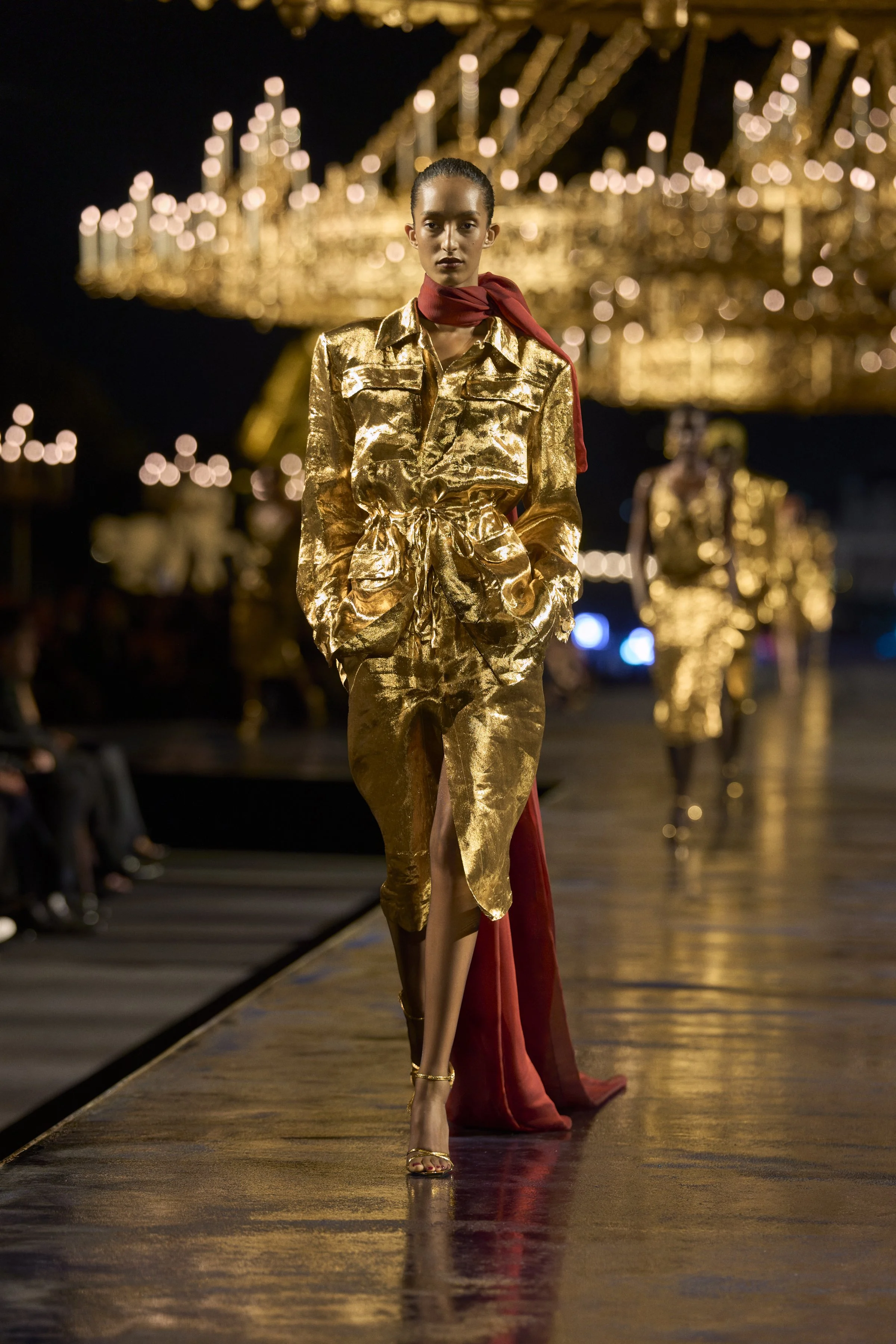 SAINT LAURENT_FASHION_SHOW_WOMEN'S_SUMMER-27_RUNWAY_17_HR.jpg