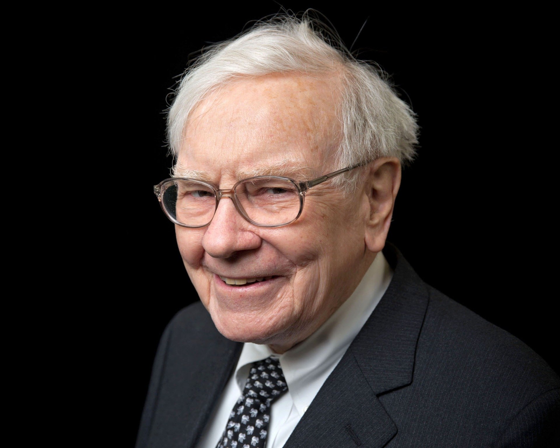 what is warren buffets investment strategy?