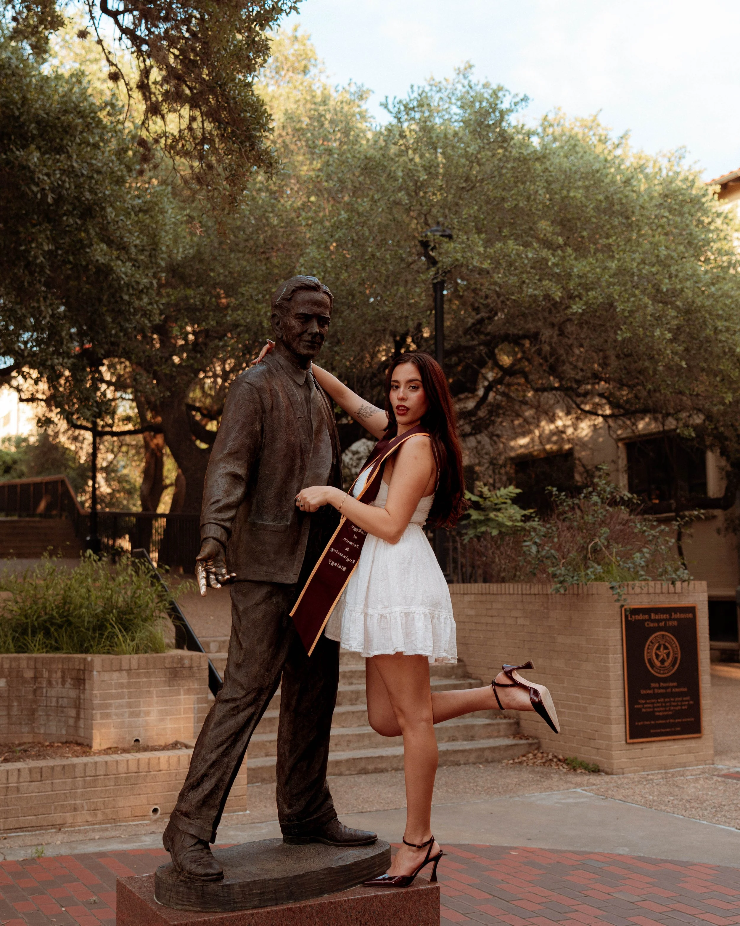 grads web 26-09412.jpg