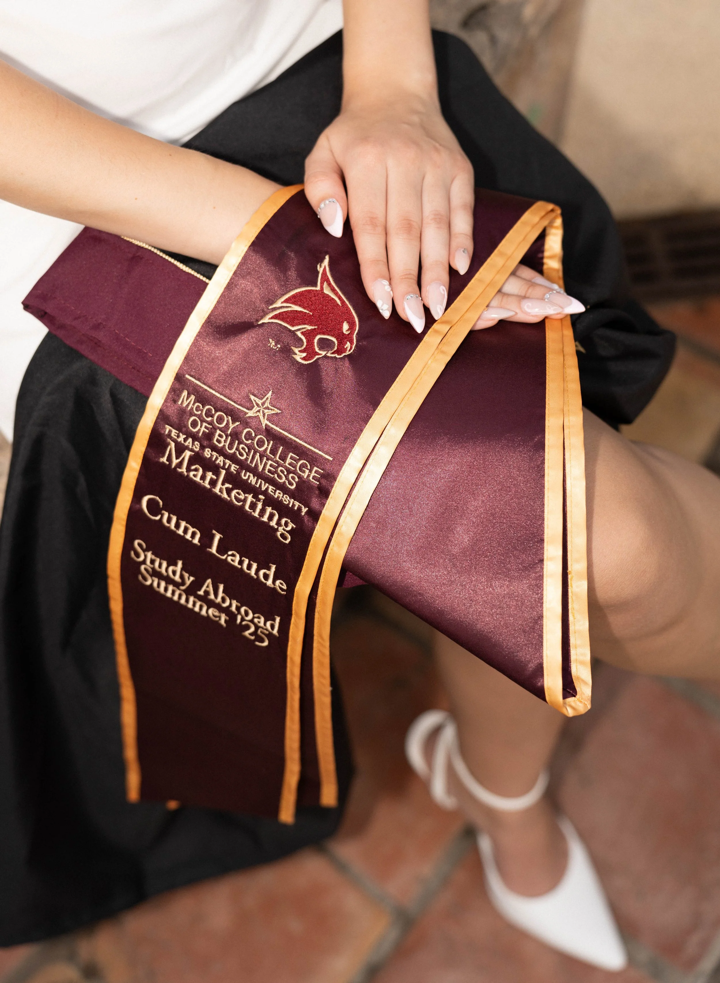 grads web 26-02736.jpg