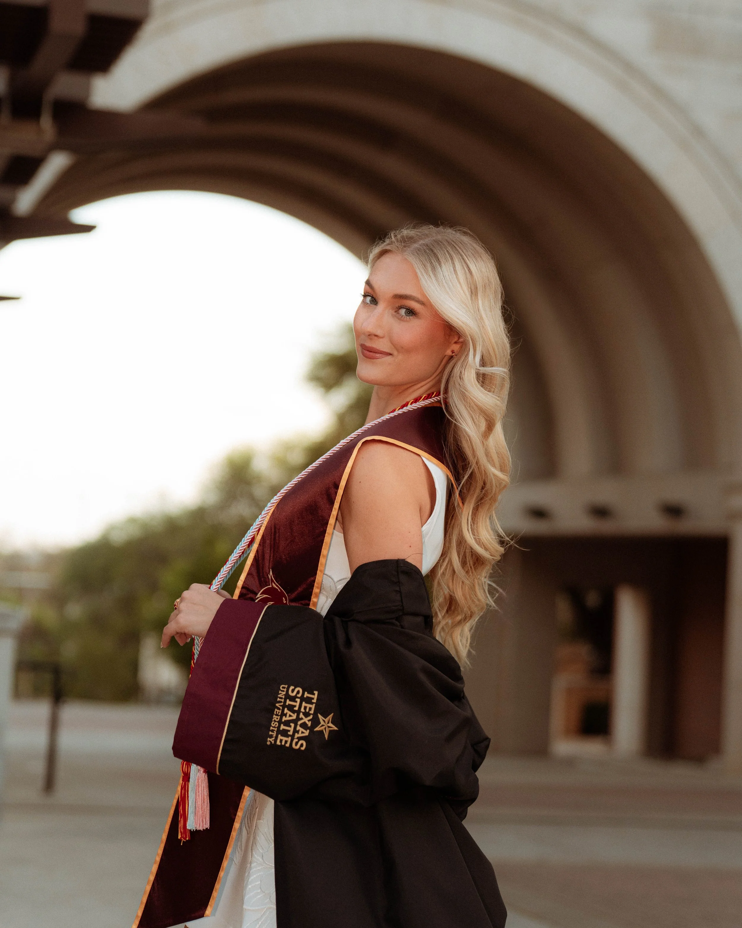 grads web 26--3.jpg