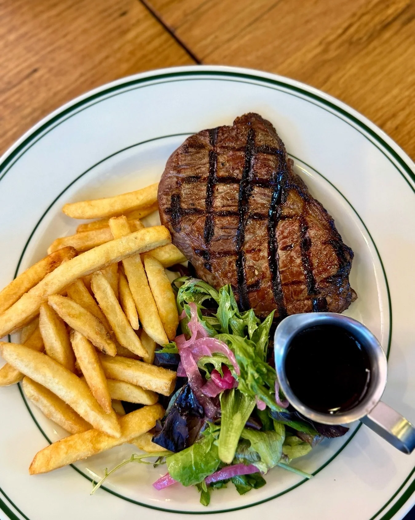 Monday is one of our favourite nights at Brown Cow&hellip; because it&rsquo;s our Steak Night!

We&rsquo;re talking proper pub style steak - a 250g porterhouse, cooked to order and served with salad, chips and gravy for $25.

Feeling like an upgrade?