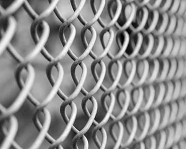 Closer-View-of-Chainwire-qcbzi4wvycvqeo251q1rght7g9rorvsk0w7eukaefu+%281%29.jpg