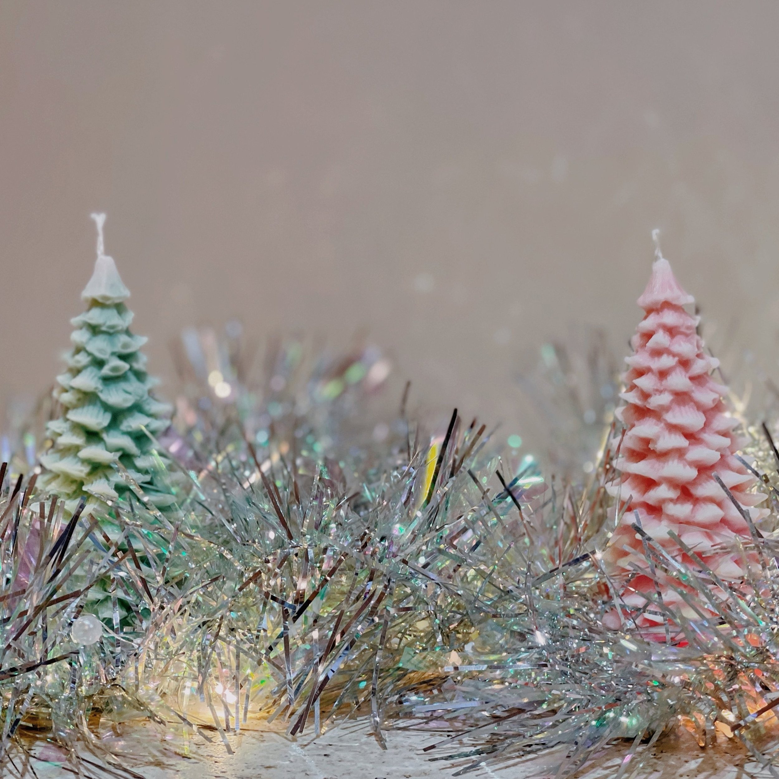 Noelchristmastreecandles.jpg