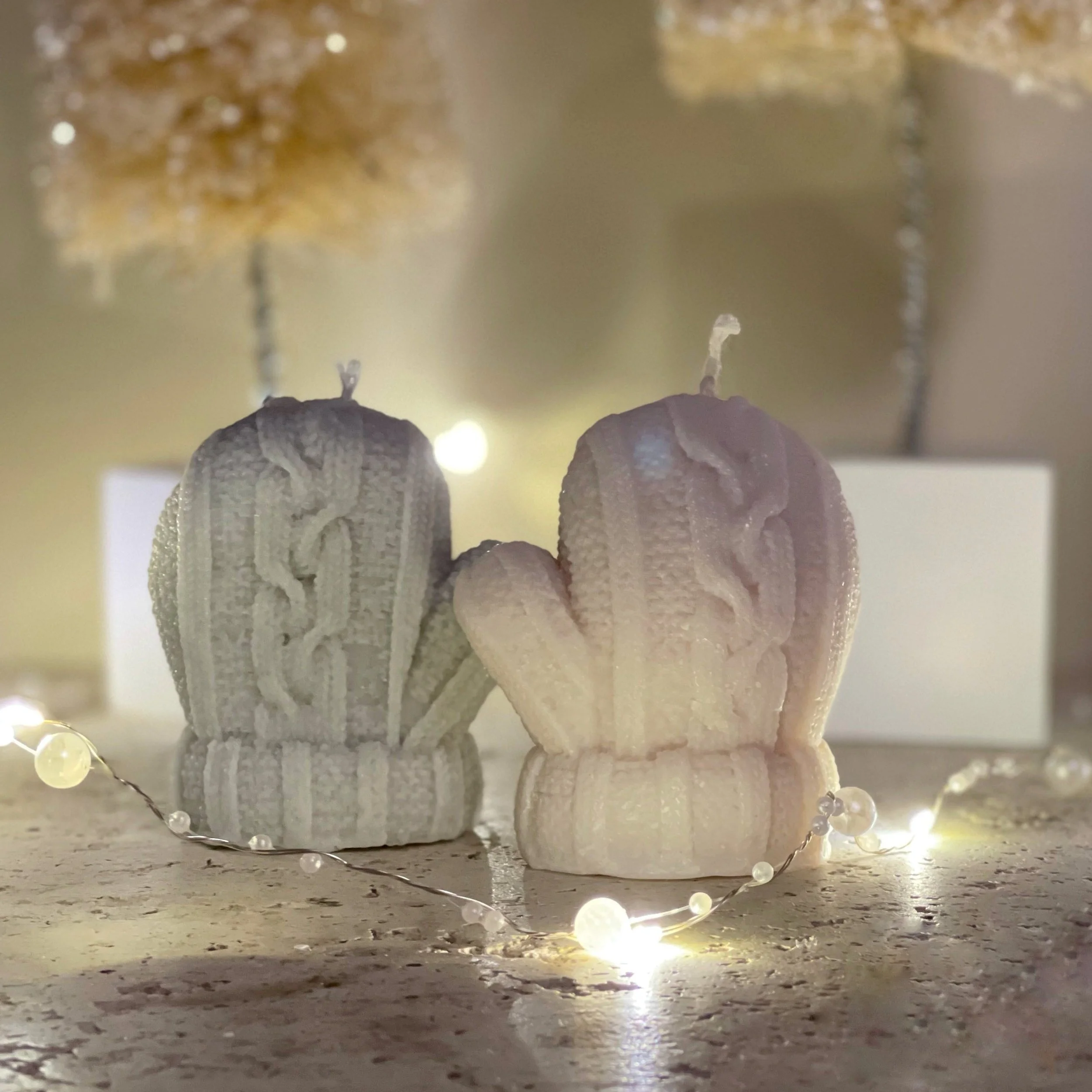 Mittens-sml-candles.jpg