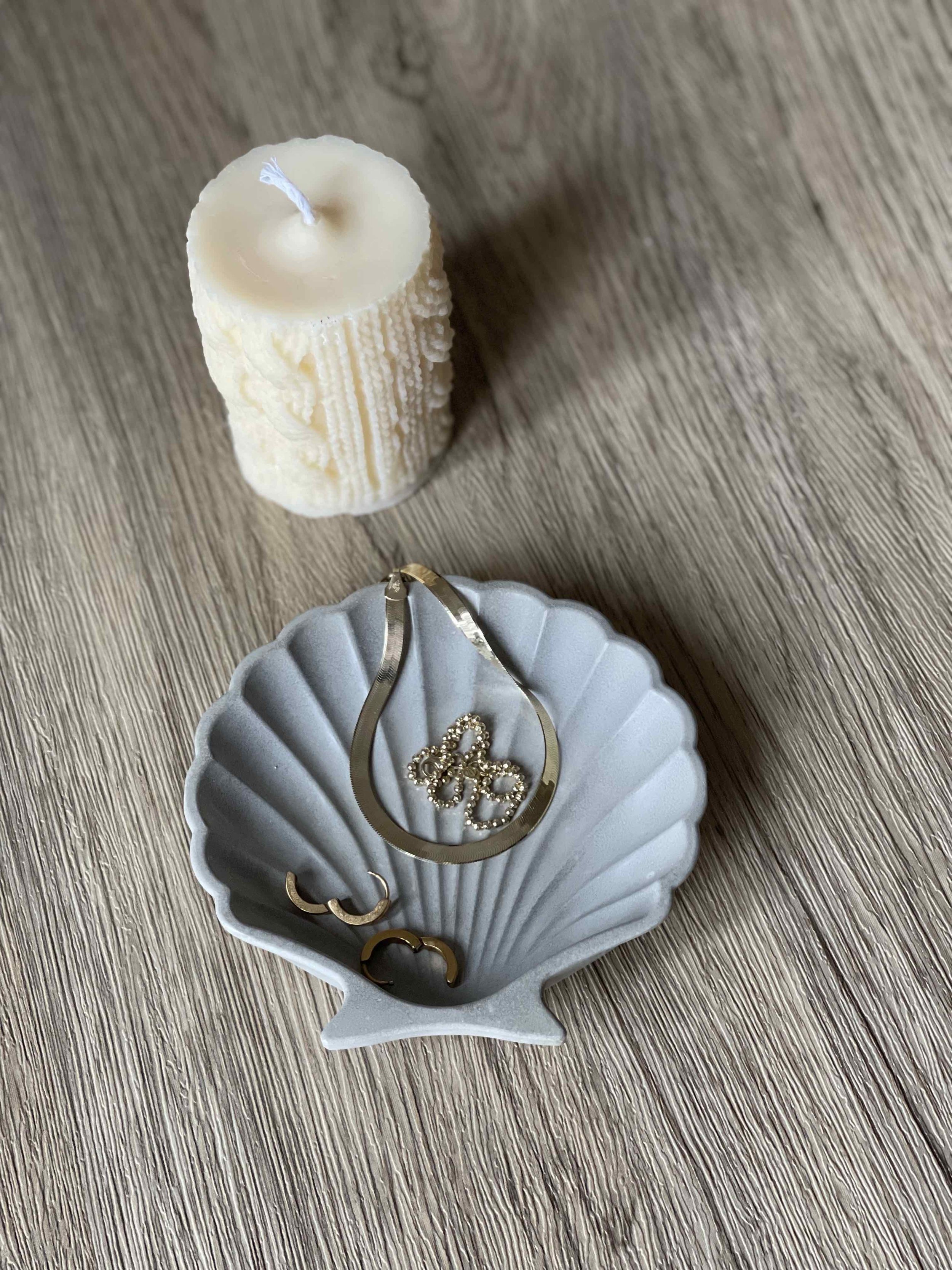 Shell Concrete Tray