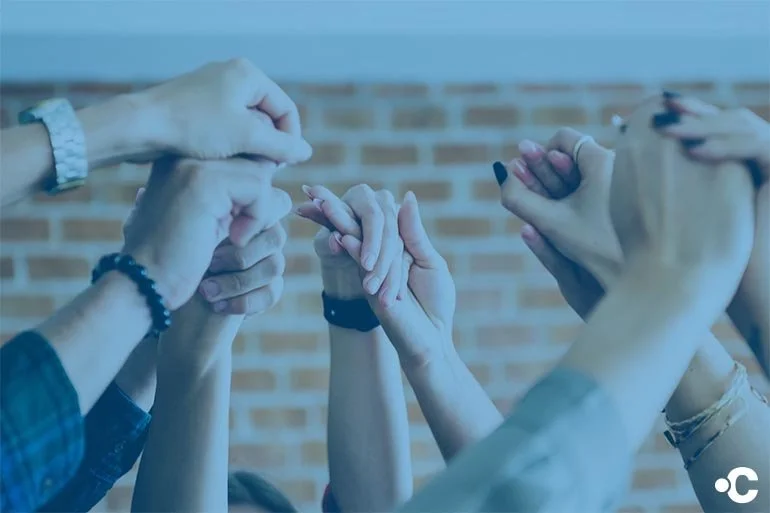 In contact met je debiteurkerncompetentie of uitbesteden aan een specialist?