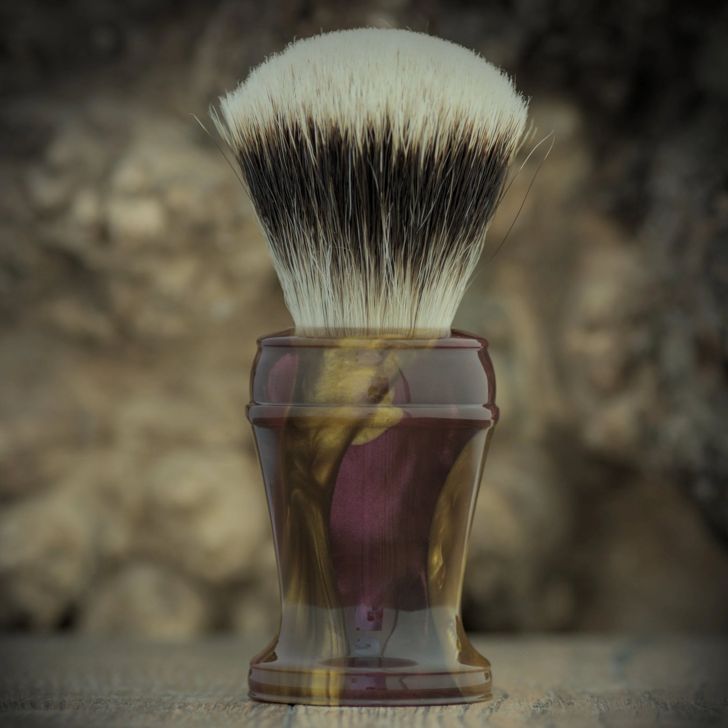 Easpag - scarlet and gold resin.