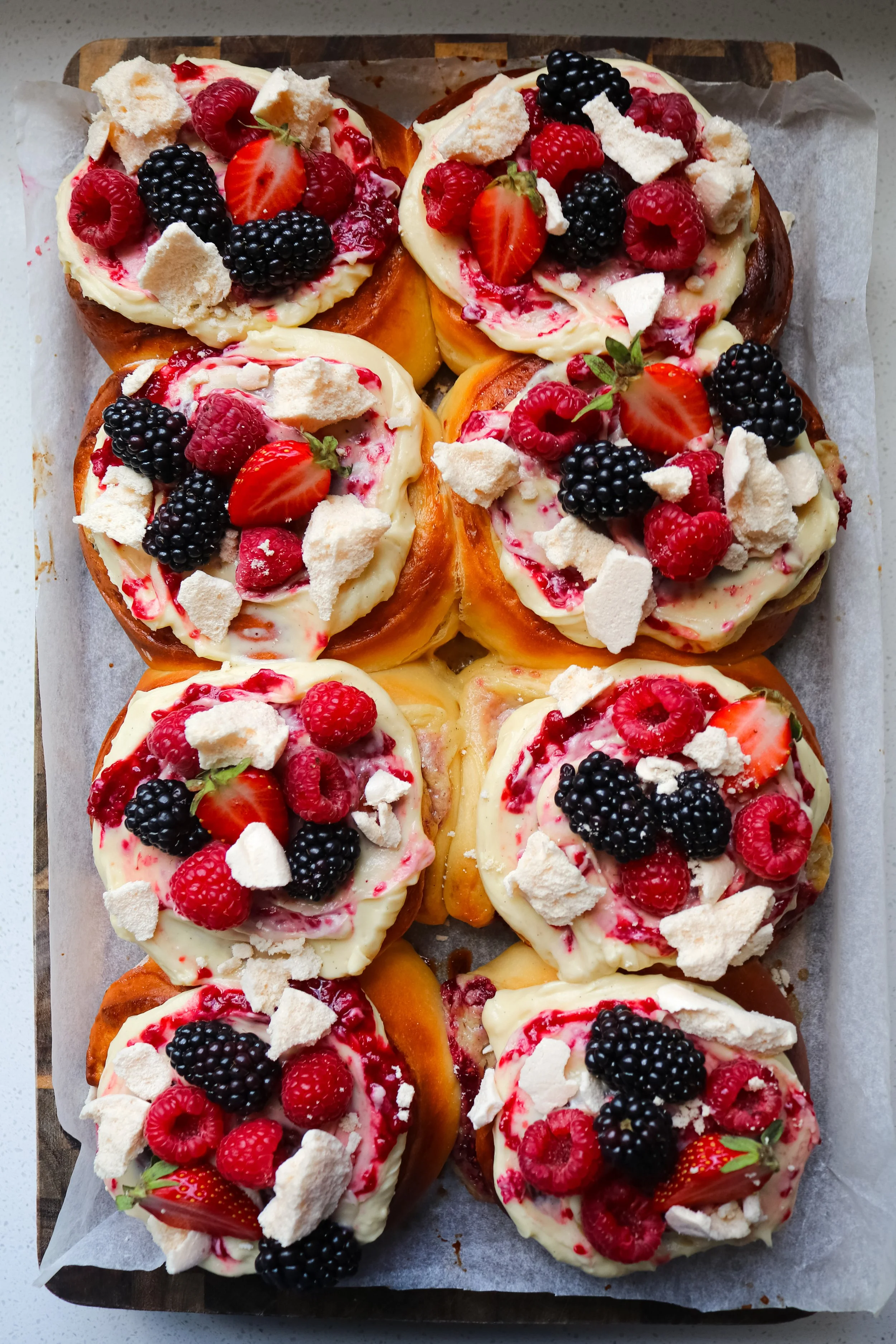  Summer Berry Pavlova &amp; Custard Milk Buns  With Whipped Mascarpone Icing 