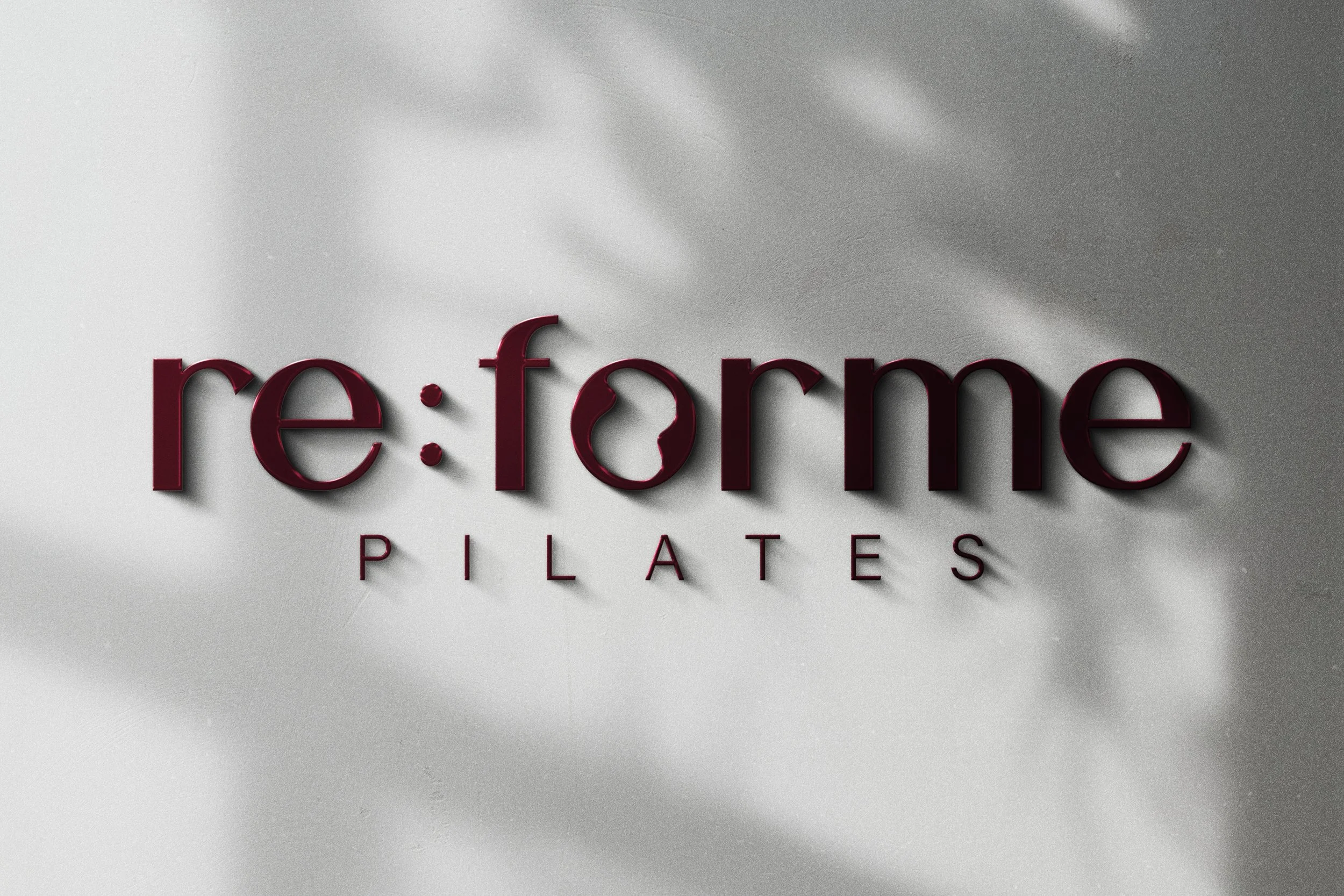 Re:forme Pilates Interior Sign