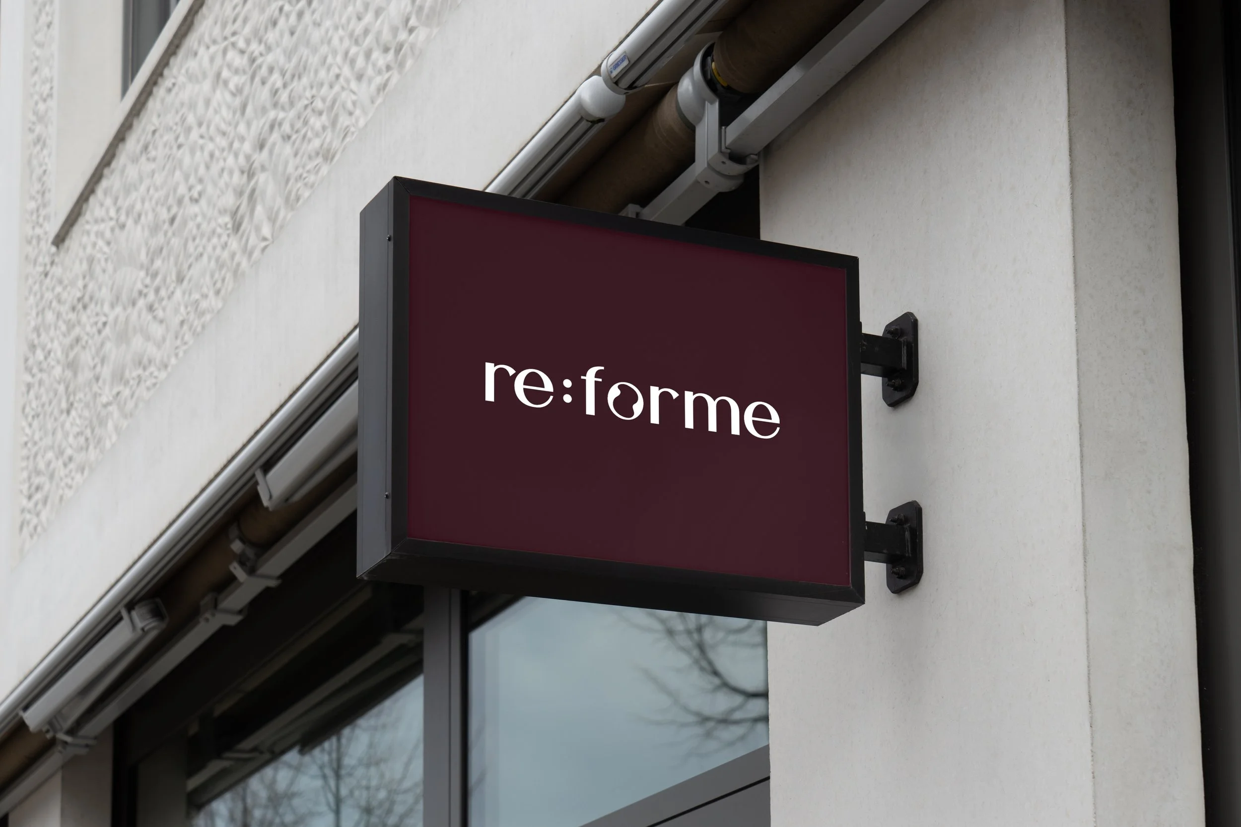 Re:forme Pilates Outdoor Sign
