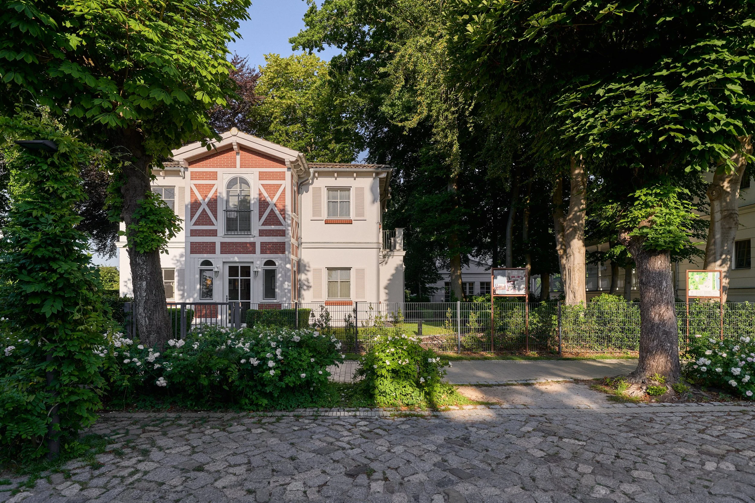 Kapitänshaus im Strandhotel Zingst