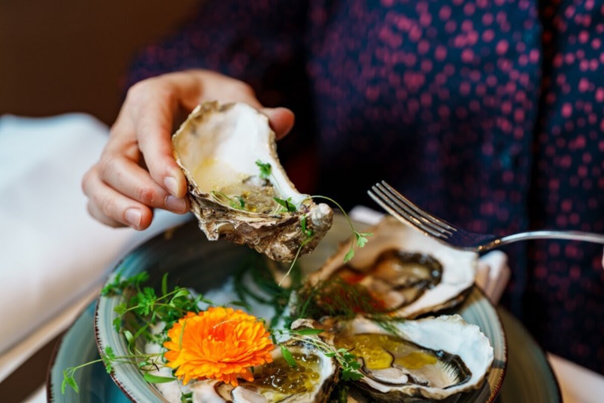 Austern in der Oyster Bar in zingst