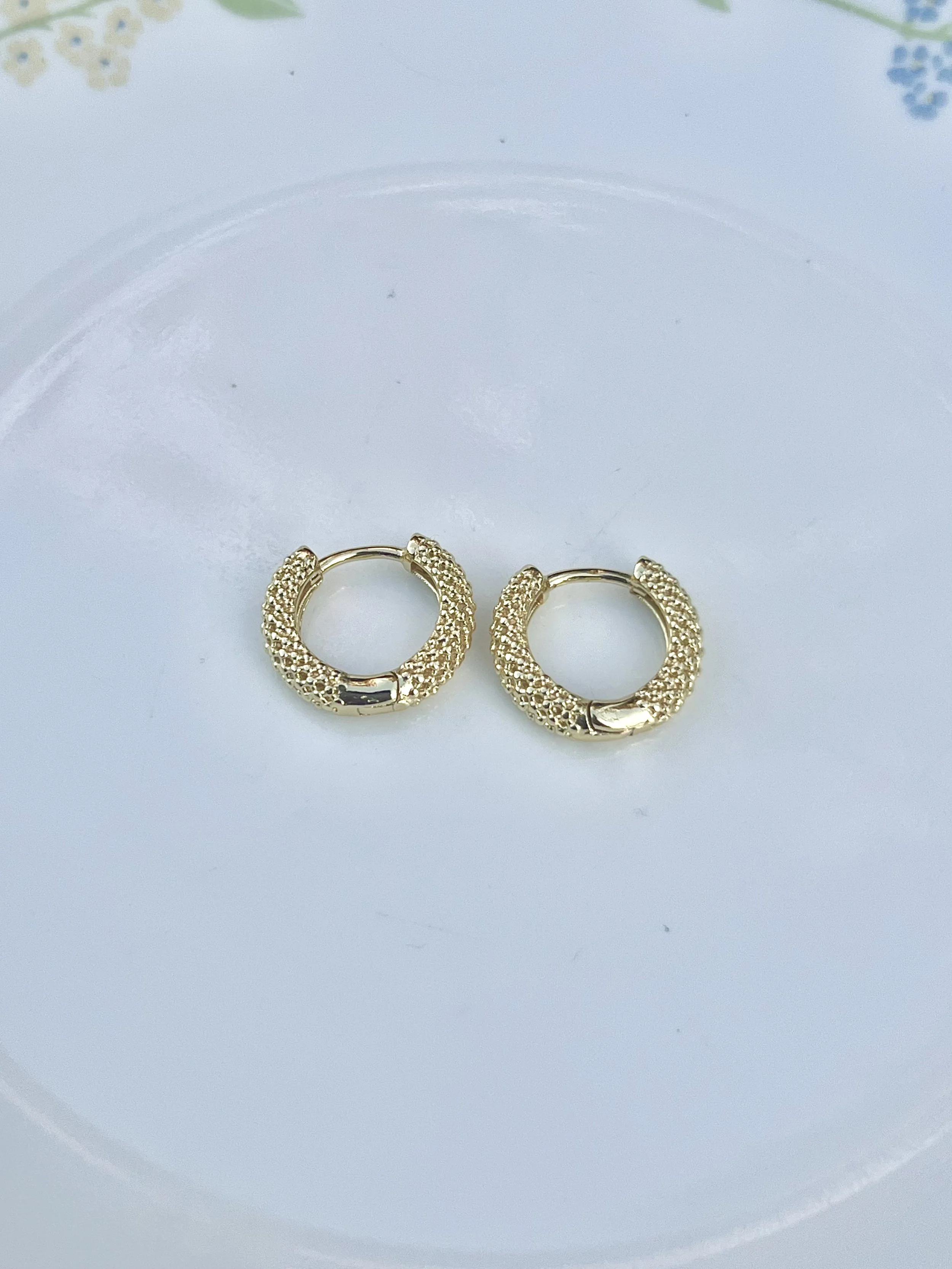 Mia gold hoops