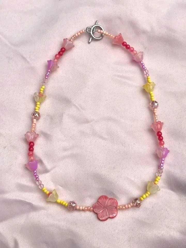 Tulip Necklace