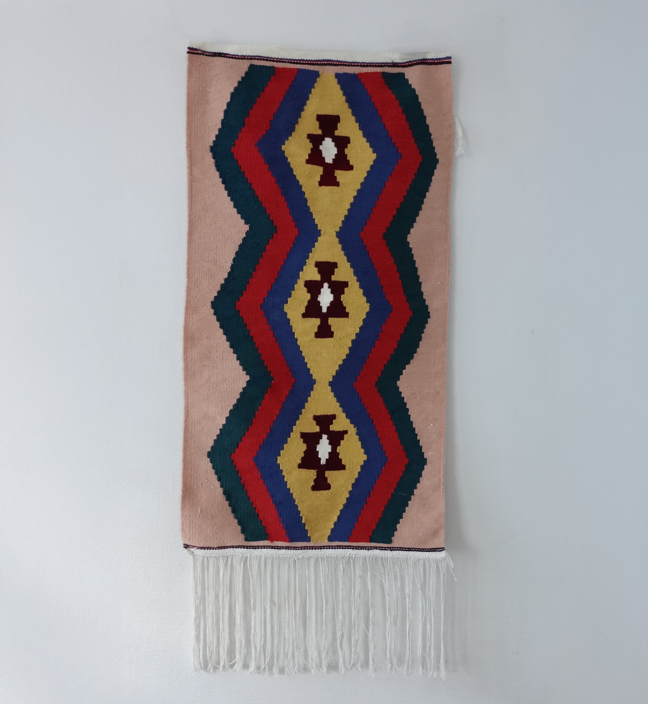 HAND-WOVEN KELIM RUG AMMA