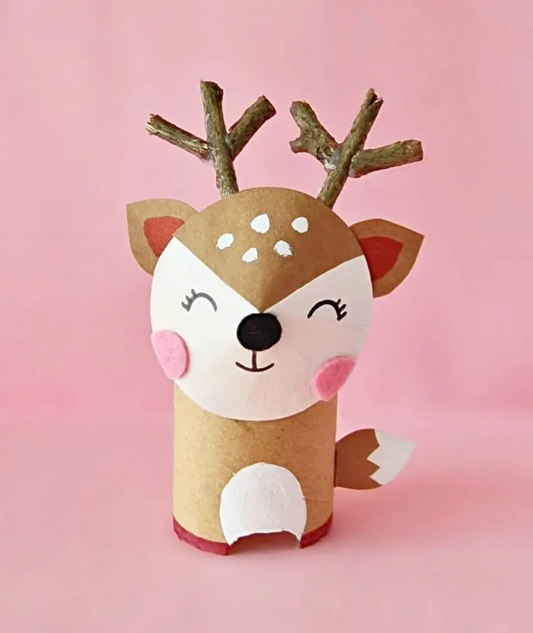 10 Easy Festive Reindeer Christmas Crafts for Kids and Toddlers ...