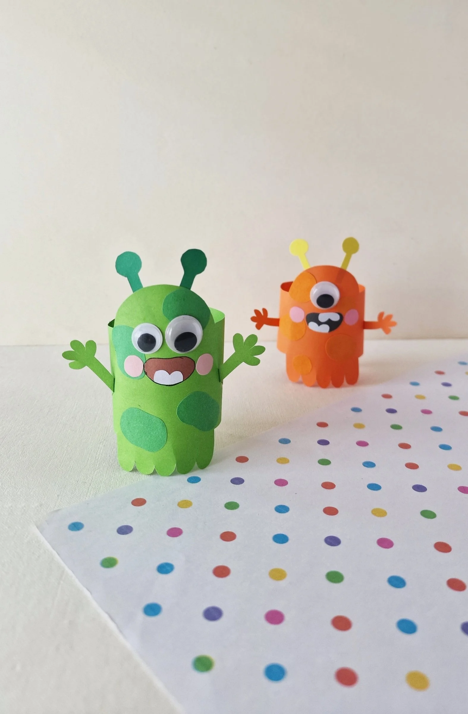 Monster Open Paper Easy Monster Paper Craft for Kids - Free Halloween DIY! — Crafty Kids Blog