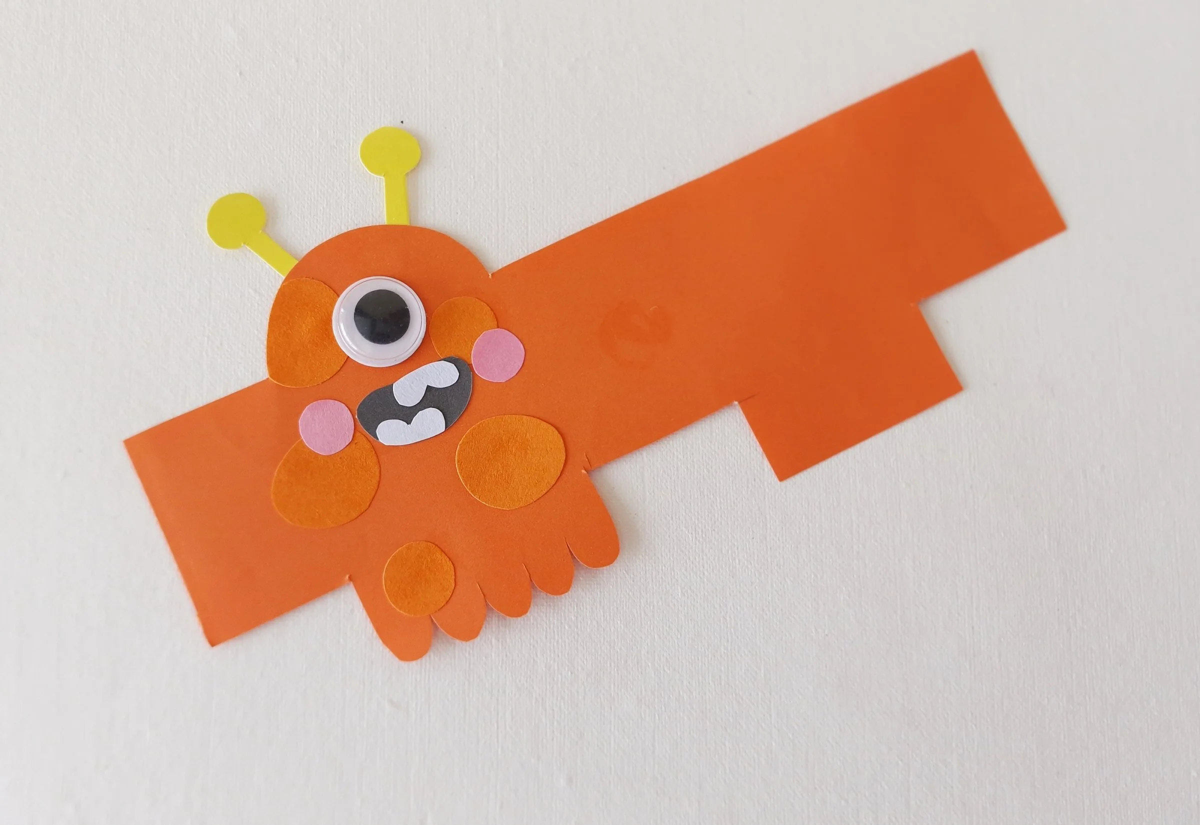Easy Monster Paper Craft for Kids - Free Halloween DIY! — Crafty Kids Blog