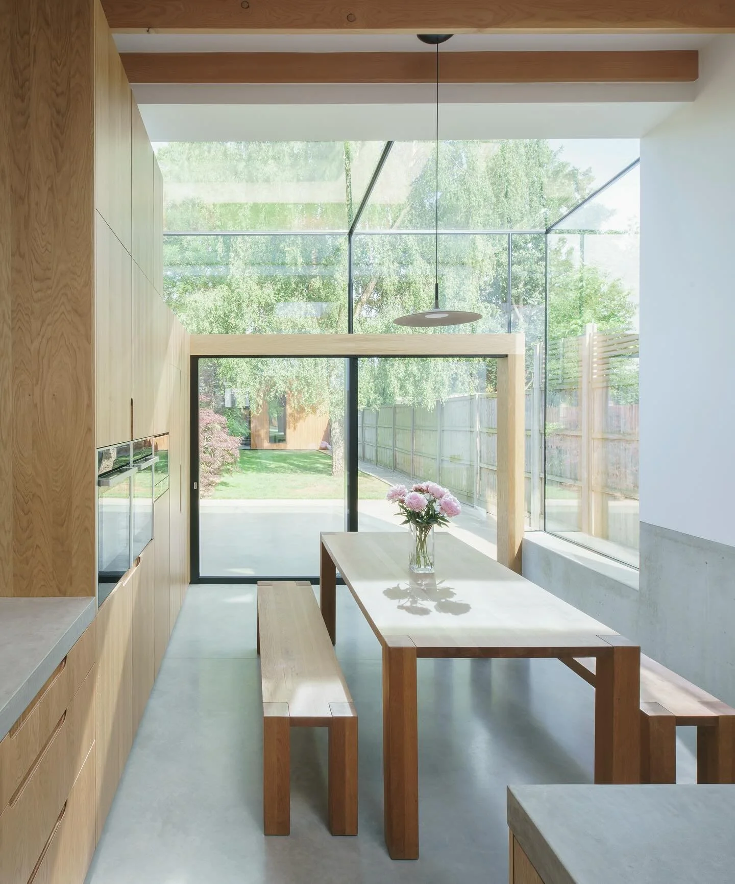 We’re thrilled to be working with Maxlight, the pioneering architectural glazing brand, on their public relations strategy as they prepare to announce an exciting new chapter in September.
As the industry ‘go-to’ for architects, de