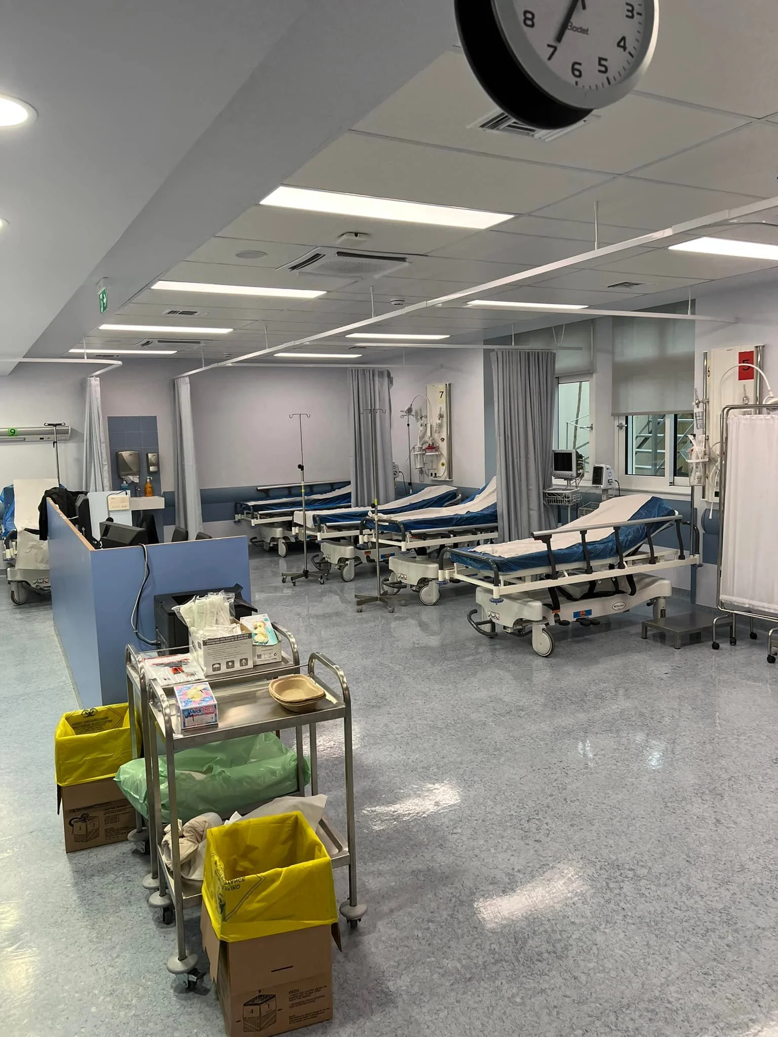 Χρωματισμοί+Ελαιοχρωματισμοί+Βάψιμο+Κατασκευαστικές εργασίες+Προσθήκες+μετατροπές+Ανακαινίσεις+Προσφορά έργου+Τροποποιήσεις+Προσθήκες+Μετατροπές+Επαγγελματικοί χώροι