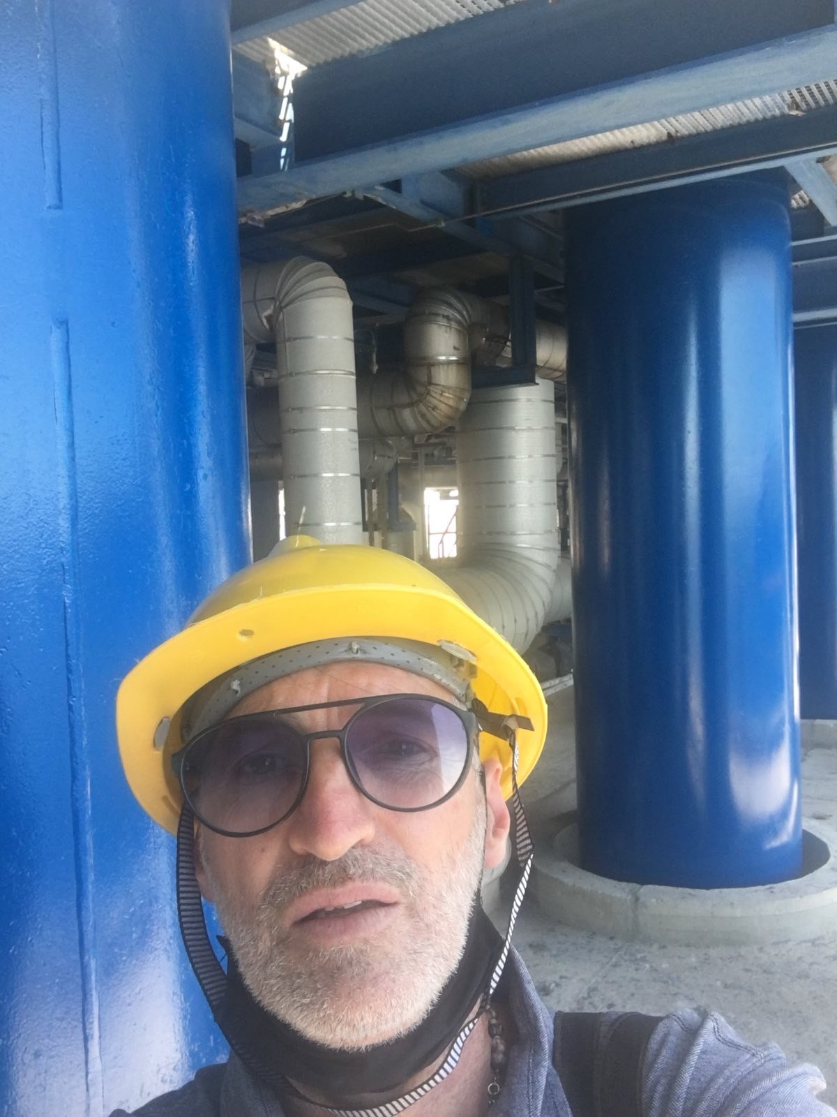 Χρωματισμοί + Ελαιοχρωματισμοί + Βάψιμο + Κατασκευαστικές εργασίες + Προσθήκες-μετατροπές + Ανακαινίσεις + Προσφορά έργου + Τροποποιήσεις + Επαγγελματικοί χώροι + Προσθήκες + Μετατροπές