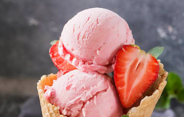 Strawberry Ice Cream .png