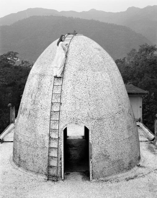 Danielle Nelson Mourning Dome (Rishikesh, India), 2009.