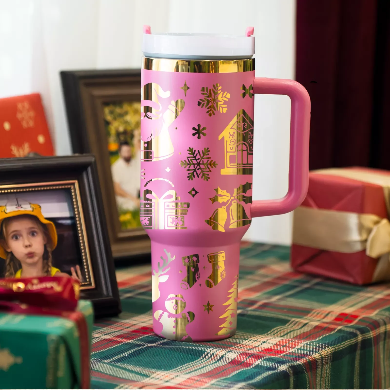 Peony Pink to Gold 40oz 2.webp