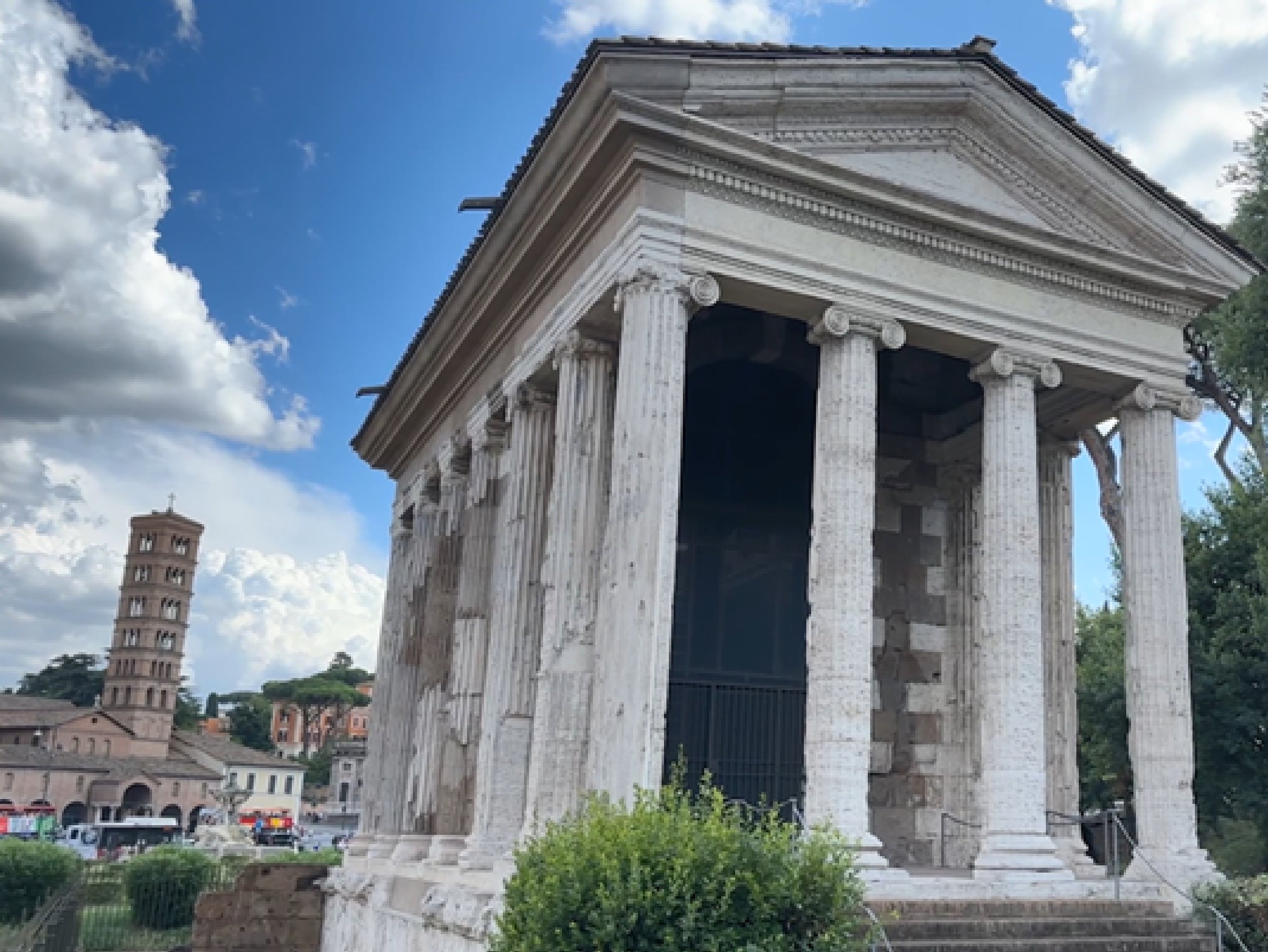 Roma photo - Copy.jpg