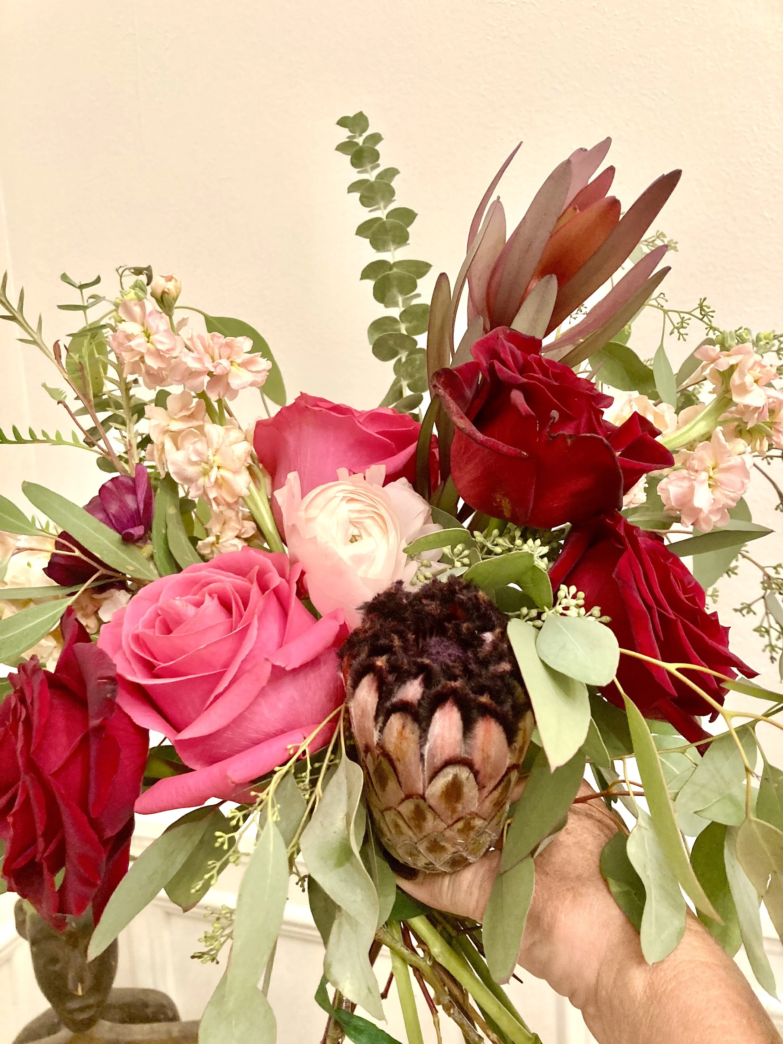 Dramatic bridal bouquet