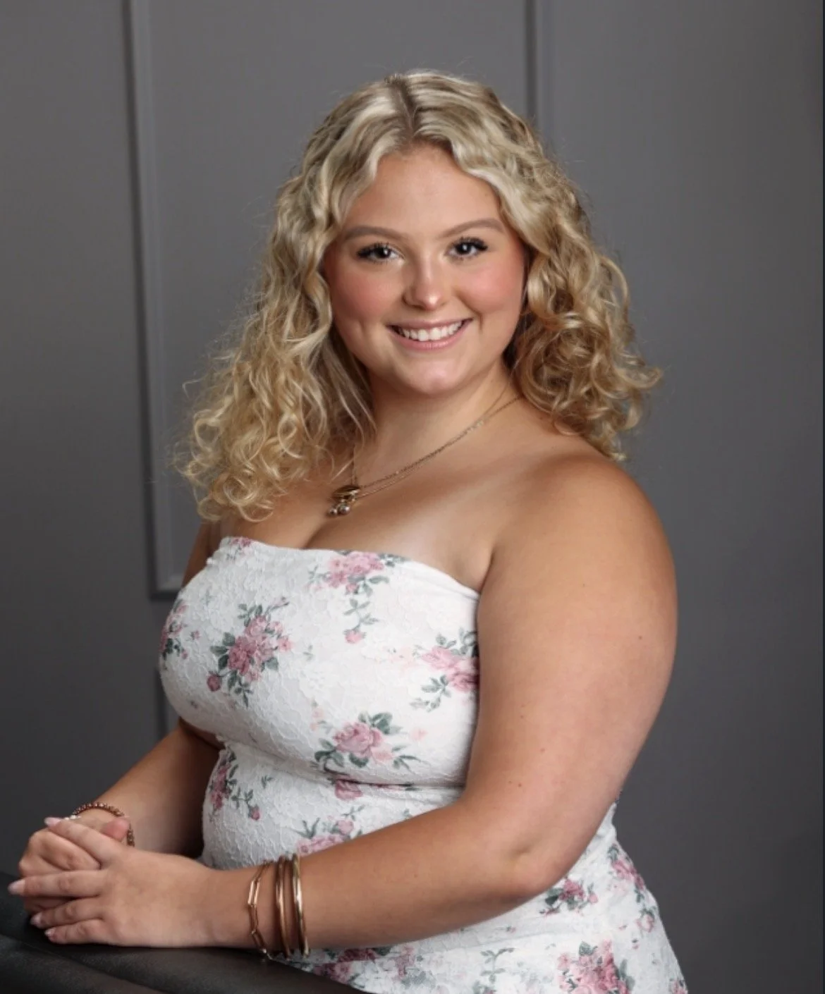   Leo's Buddy Scholarship  Hartley Ibarra-Berg Oak Park High School