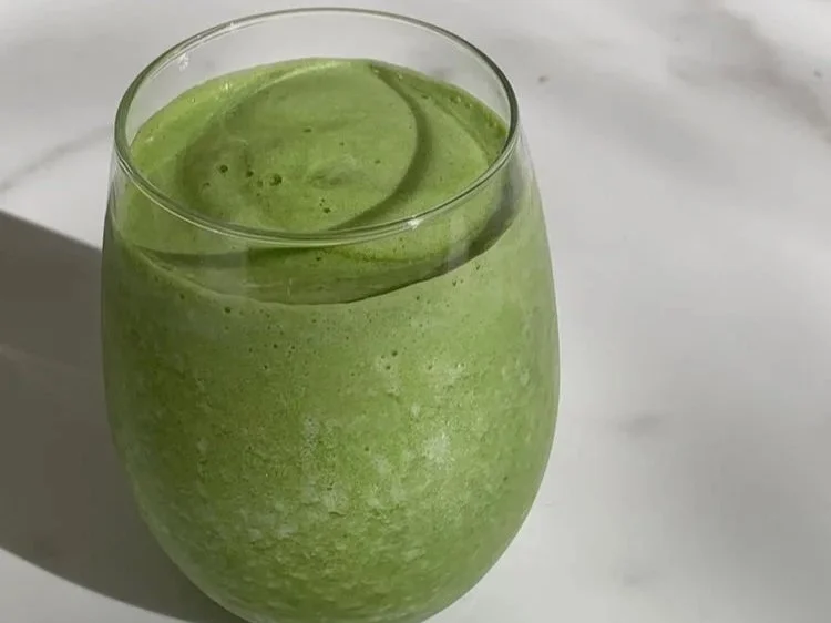 Gut Health in Pregnancy: The Best Prenatal Smoothies for Mood, Microbiome Support &amp; Nutrition