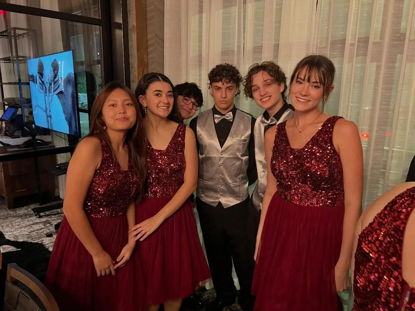 Out and about one last time this semester! #singyoursong #livelifelovemusic