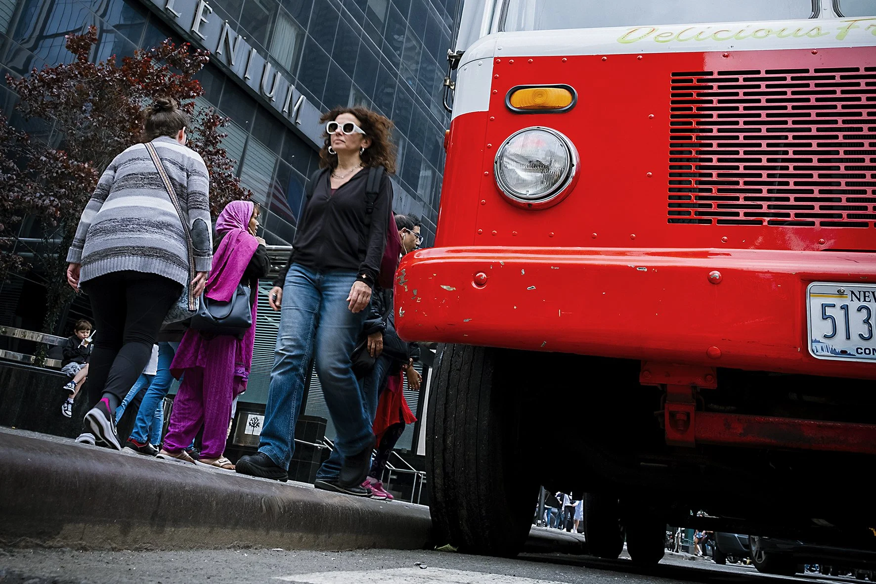 20230521_new_york_walk_DH41772 r.jpg