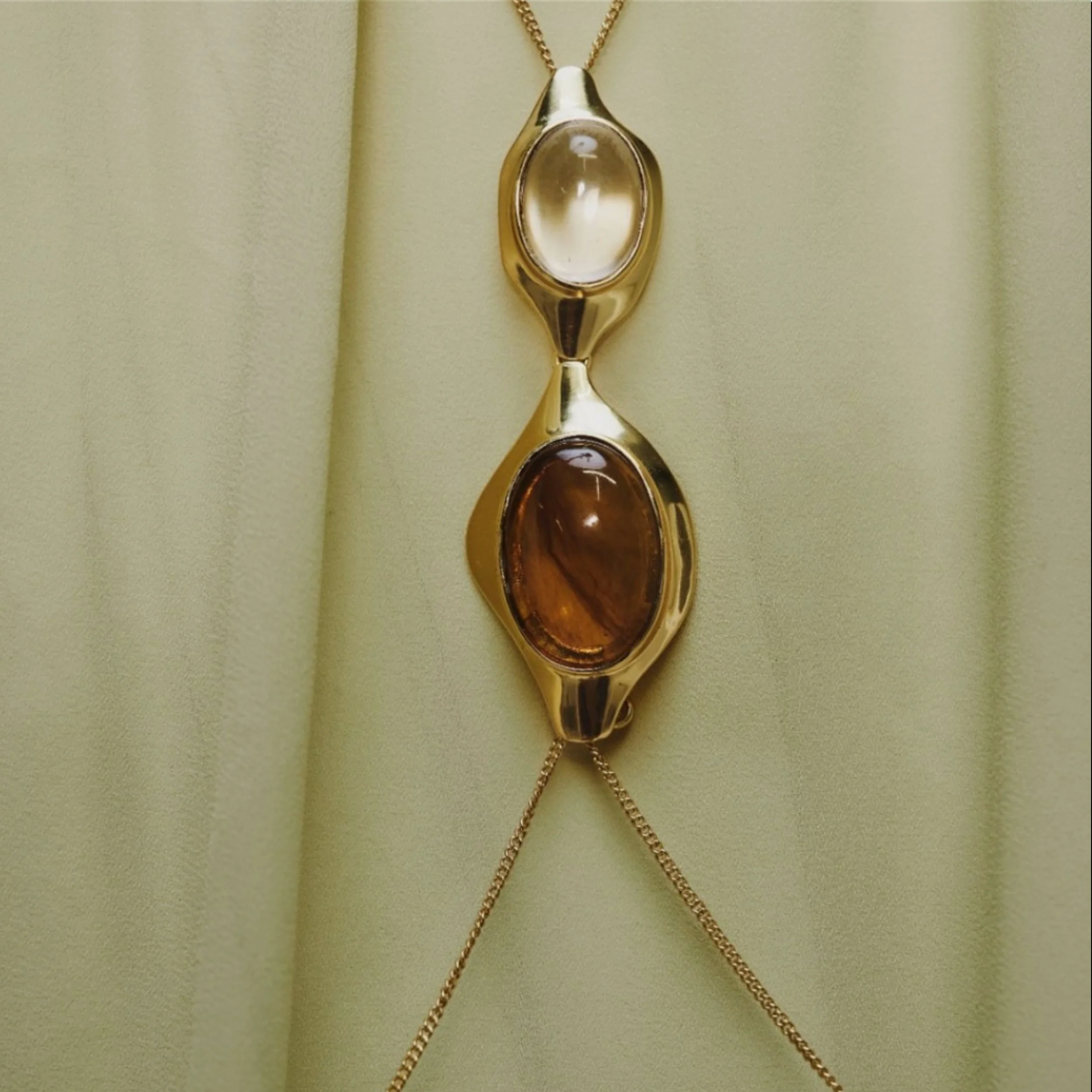 Moncollier: joyas con formas que marcan identidad