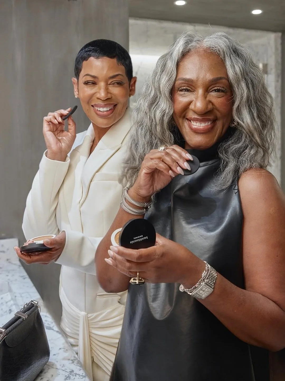 How cute are @taskyourself and @angeliquemiles in @bareminerals recent holiday campaign!  This series highlights real women (and men ❤️), real traditions, and the beauty of showing up as your truest self, especially during a season that can feel over
