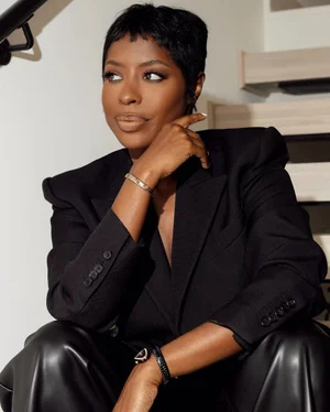 Jenee Naylor — KG Agency Inc(05)