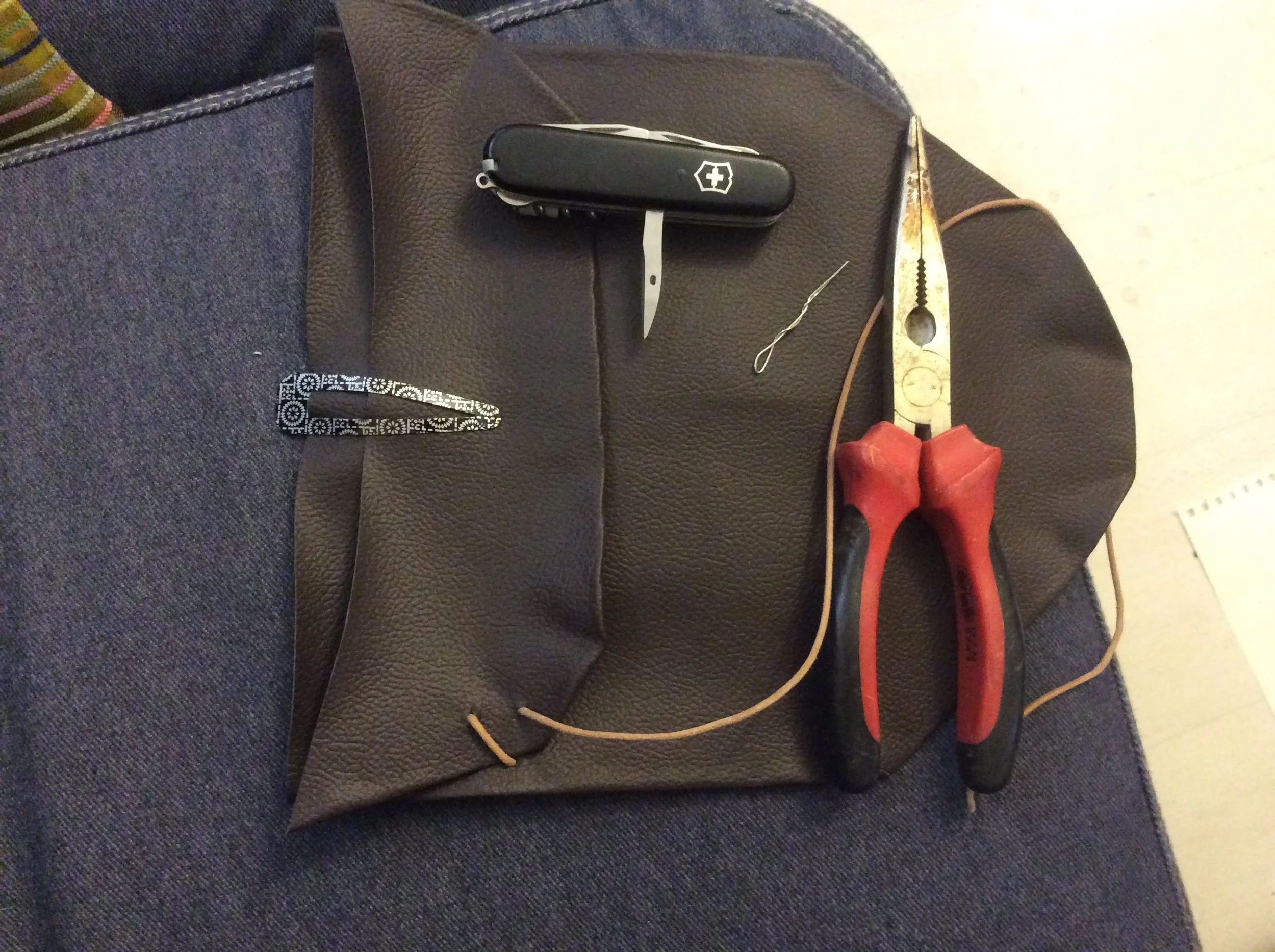 תפירה קשוחה