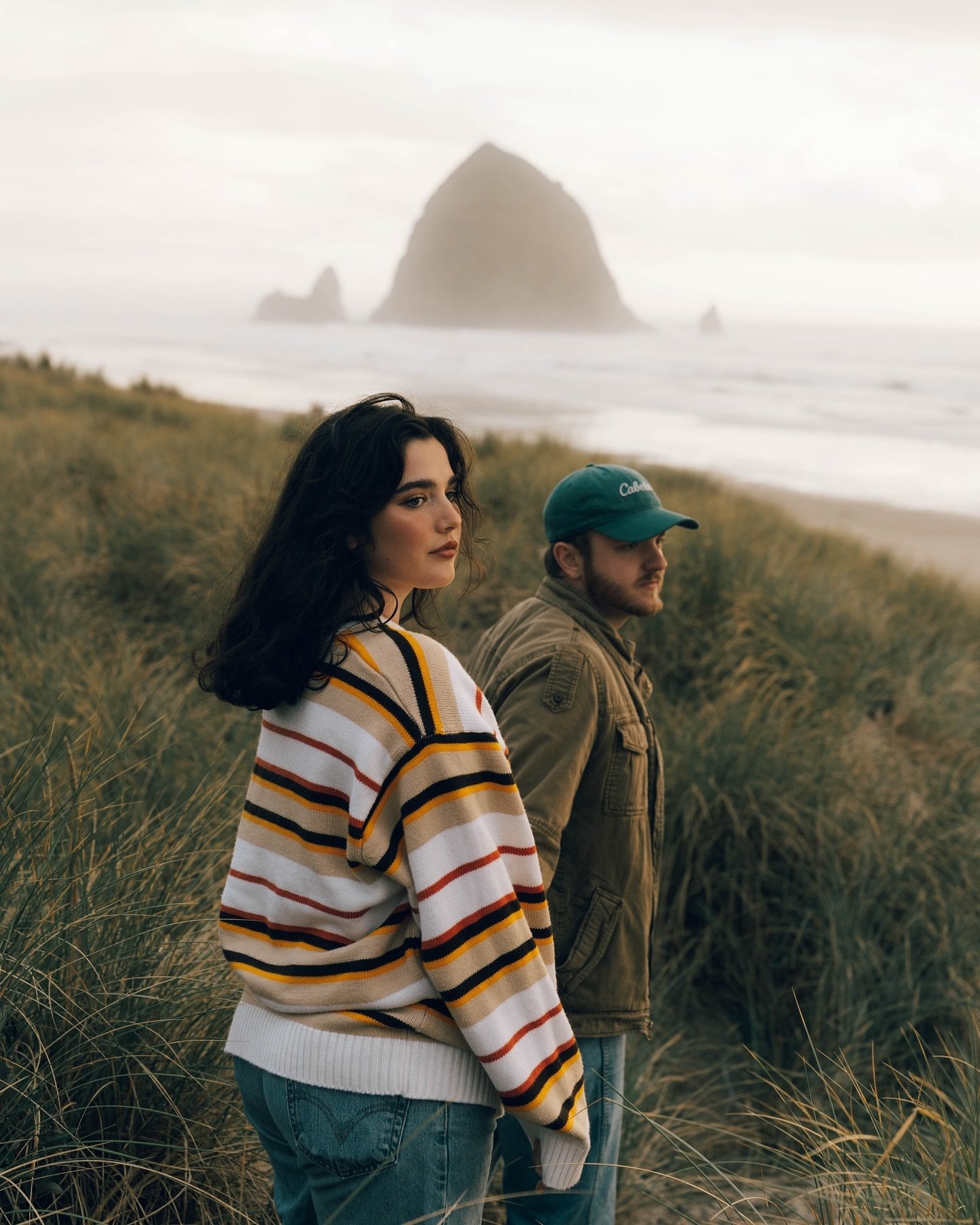 Can&rsquo;t believe I almost forgot to post these beauties from my week in Oregon ✨ 

&bull;
#storytelling #cinematic #authenticlovemag #engaged #dcengagementphotographer #dmvweddingphotographer #oregon #elopementphotographer