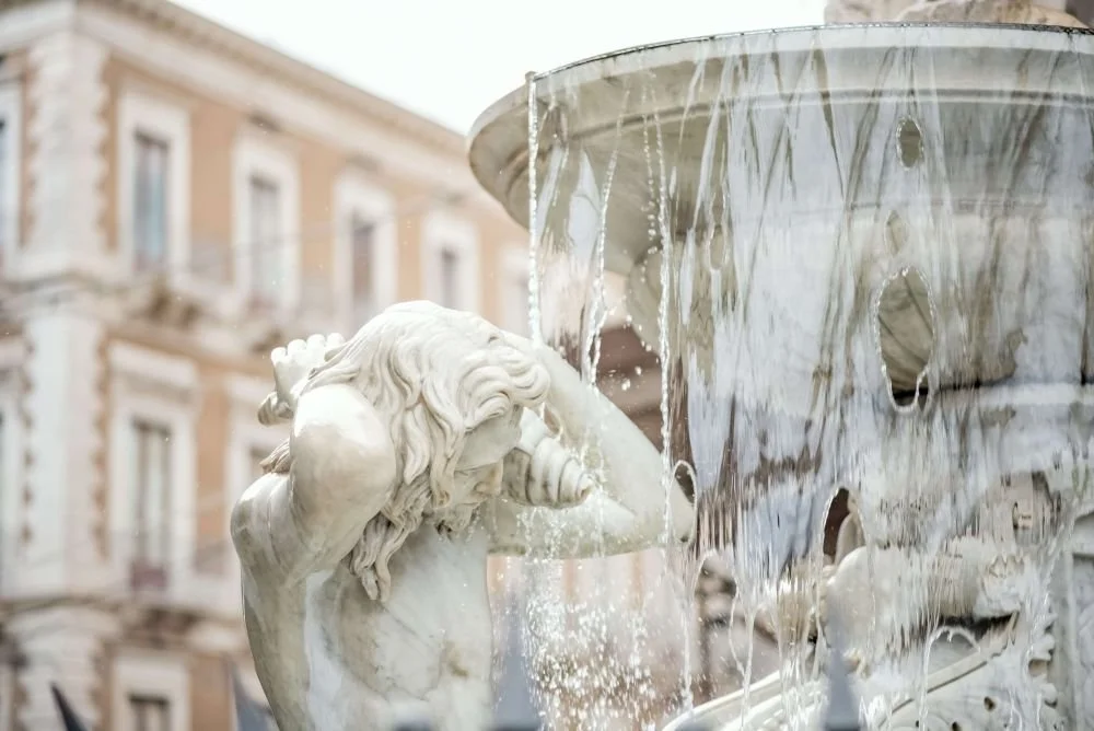 White sculpture beside a flowing fountain, emotional healing through Brainspotting therapy San Antonio
