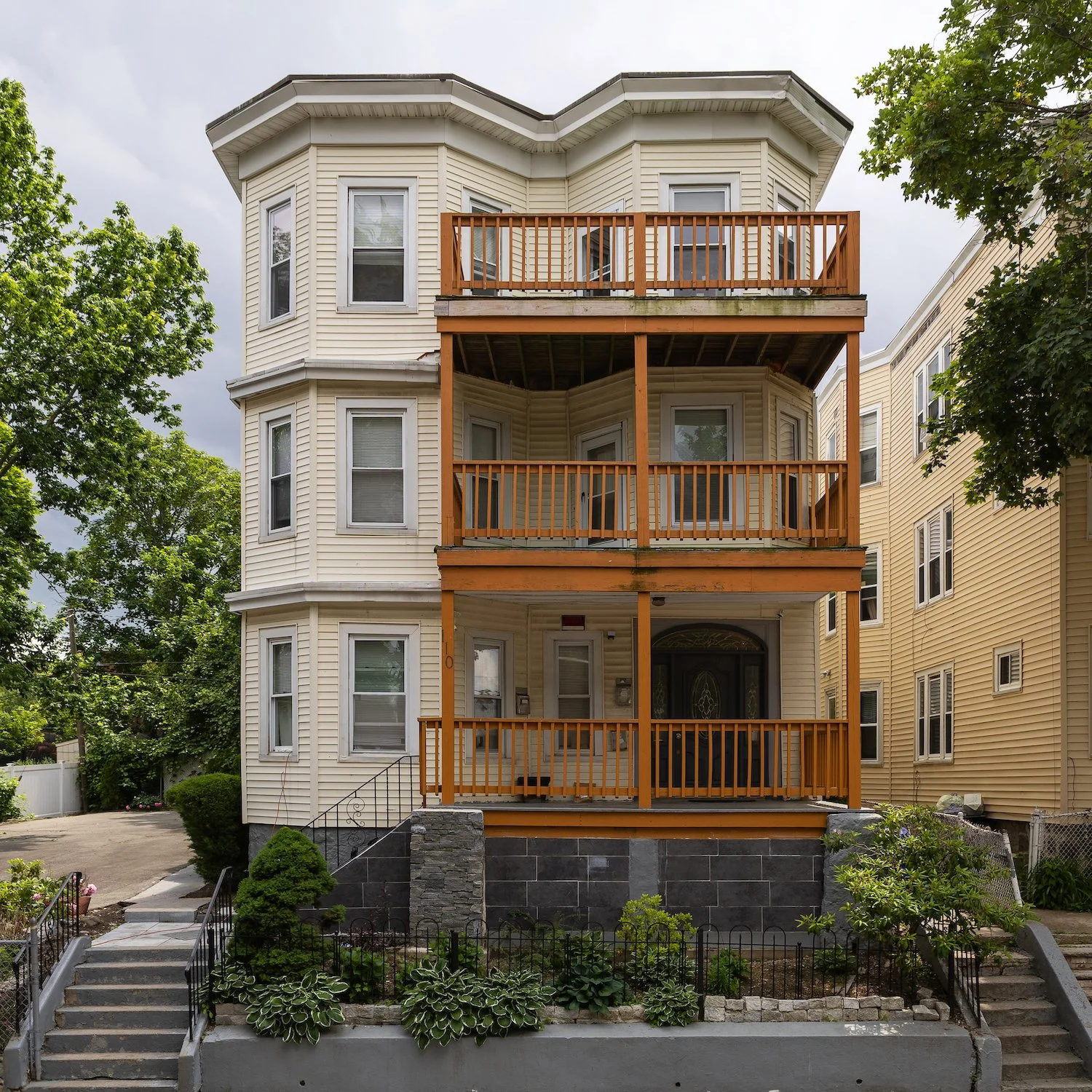 center-portrait-110Howland.jpg