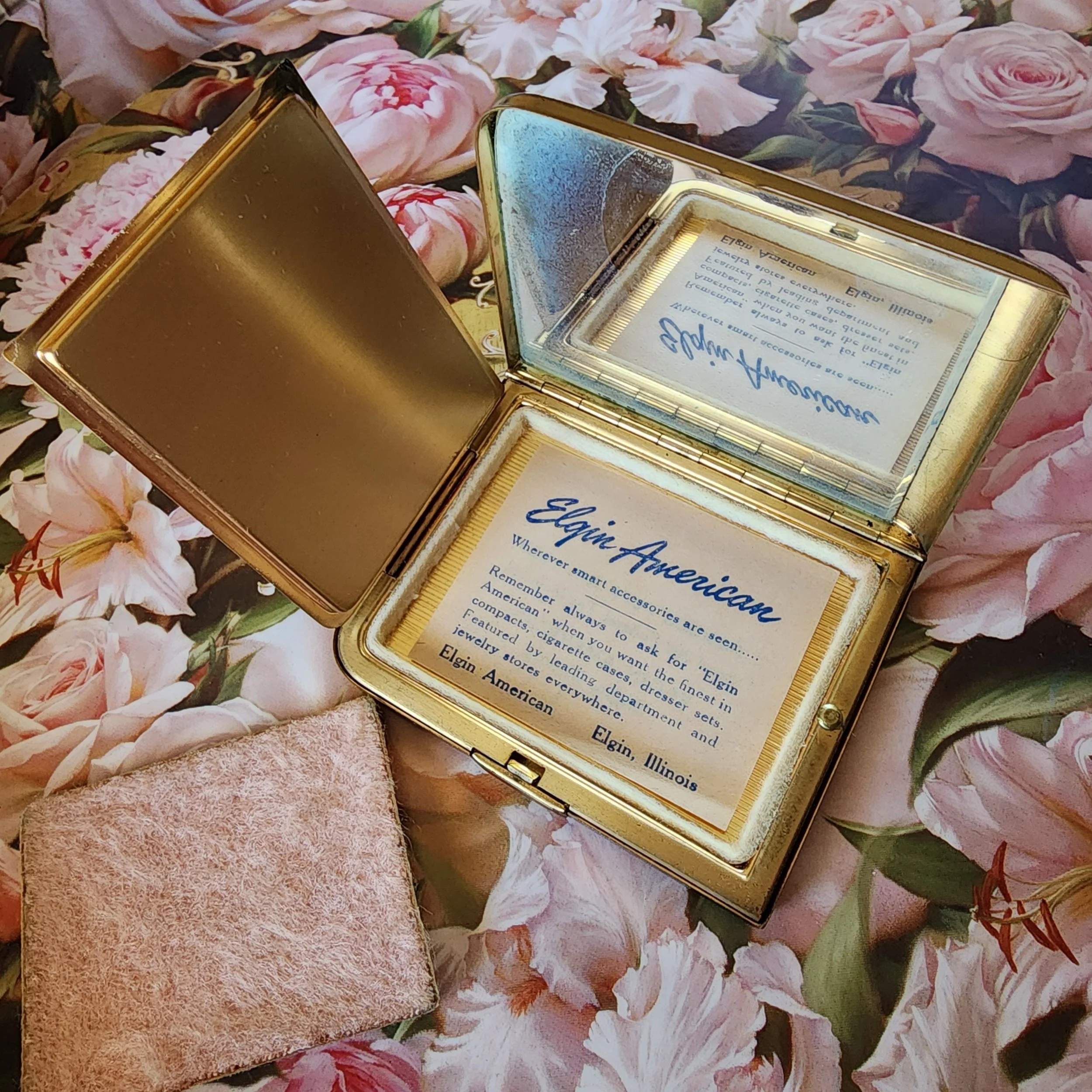 Vintage 1940s Elgin American Brass Compact Mirror Powder Case With Puff & Card - Hello Gorgeous Threads