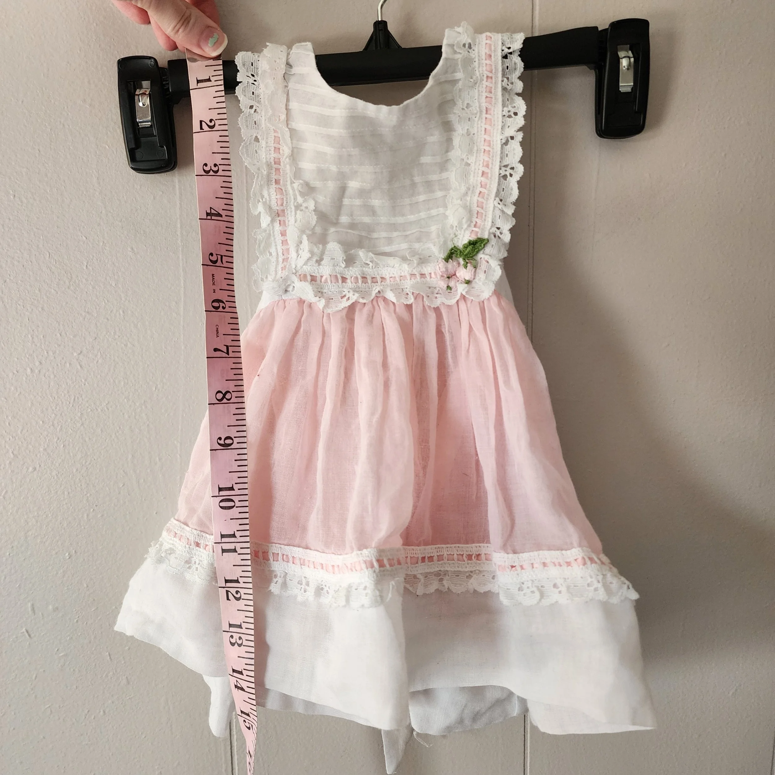 Vintage 1940-50s Pink & White Lace Baby Girl 0-3 Mo. - Hello Gorgeous Threads