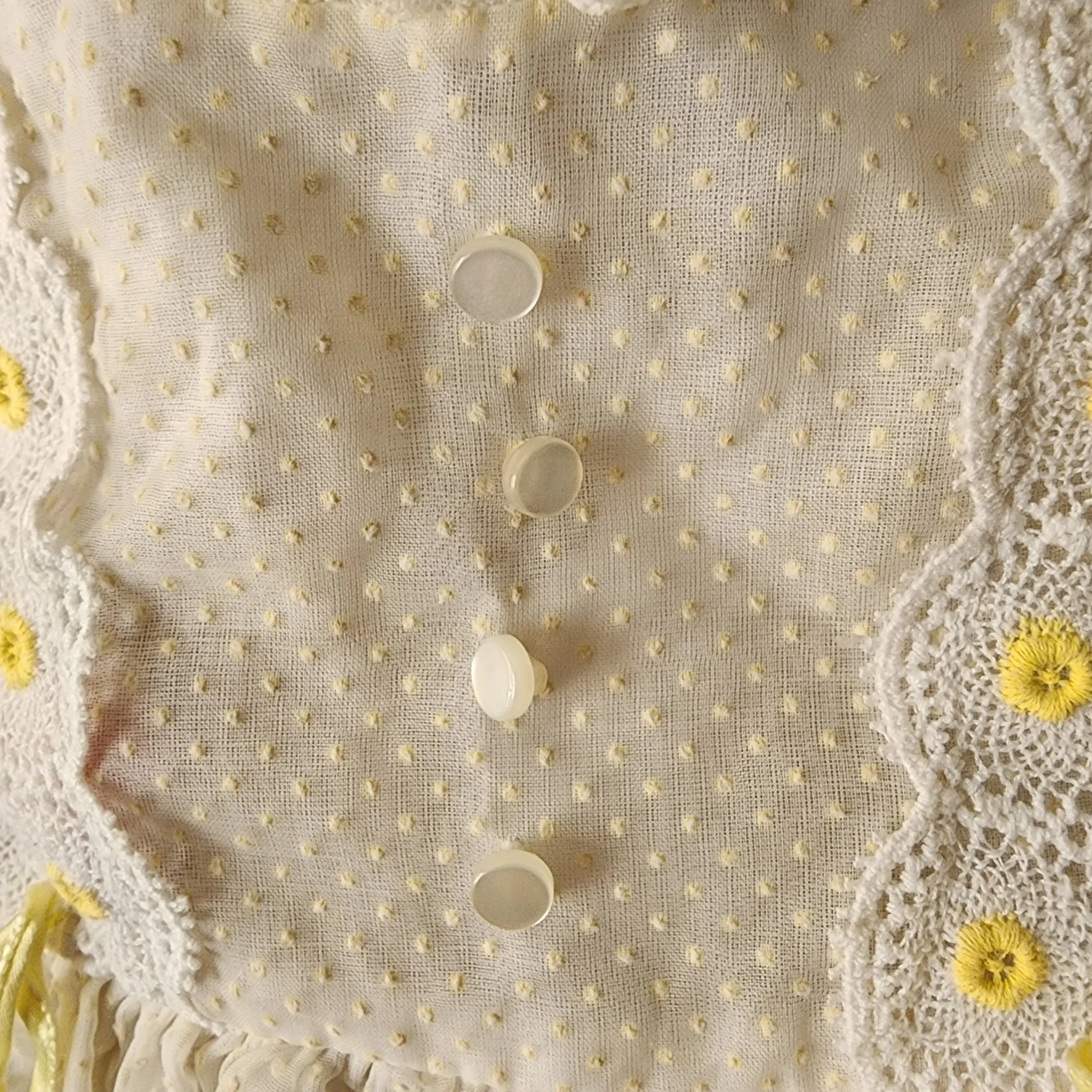 Vintage 1940s–1950s White Eyelet Baby Dress 0–3 Months - Hello Gorgeous Threads