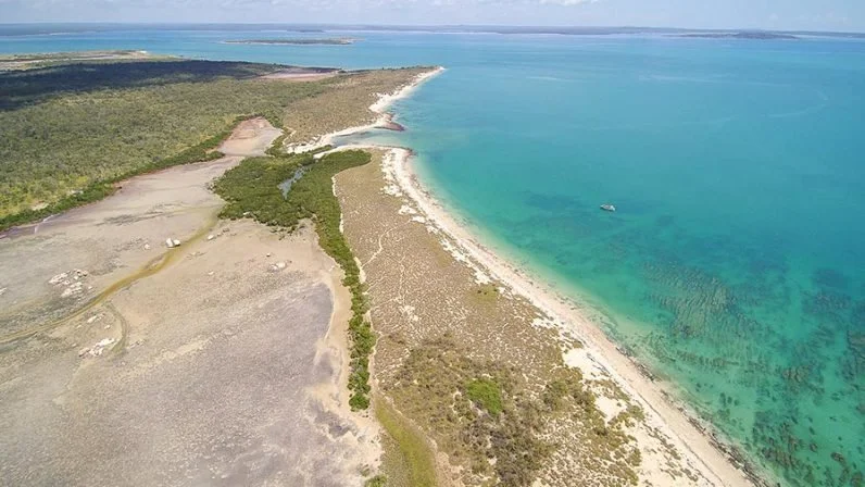 DAY 12: Vansittart Bay and WWII DC3 Crash Site