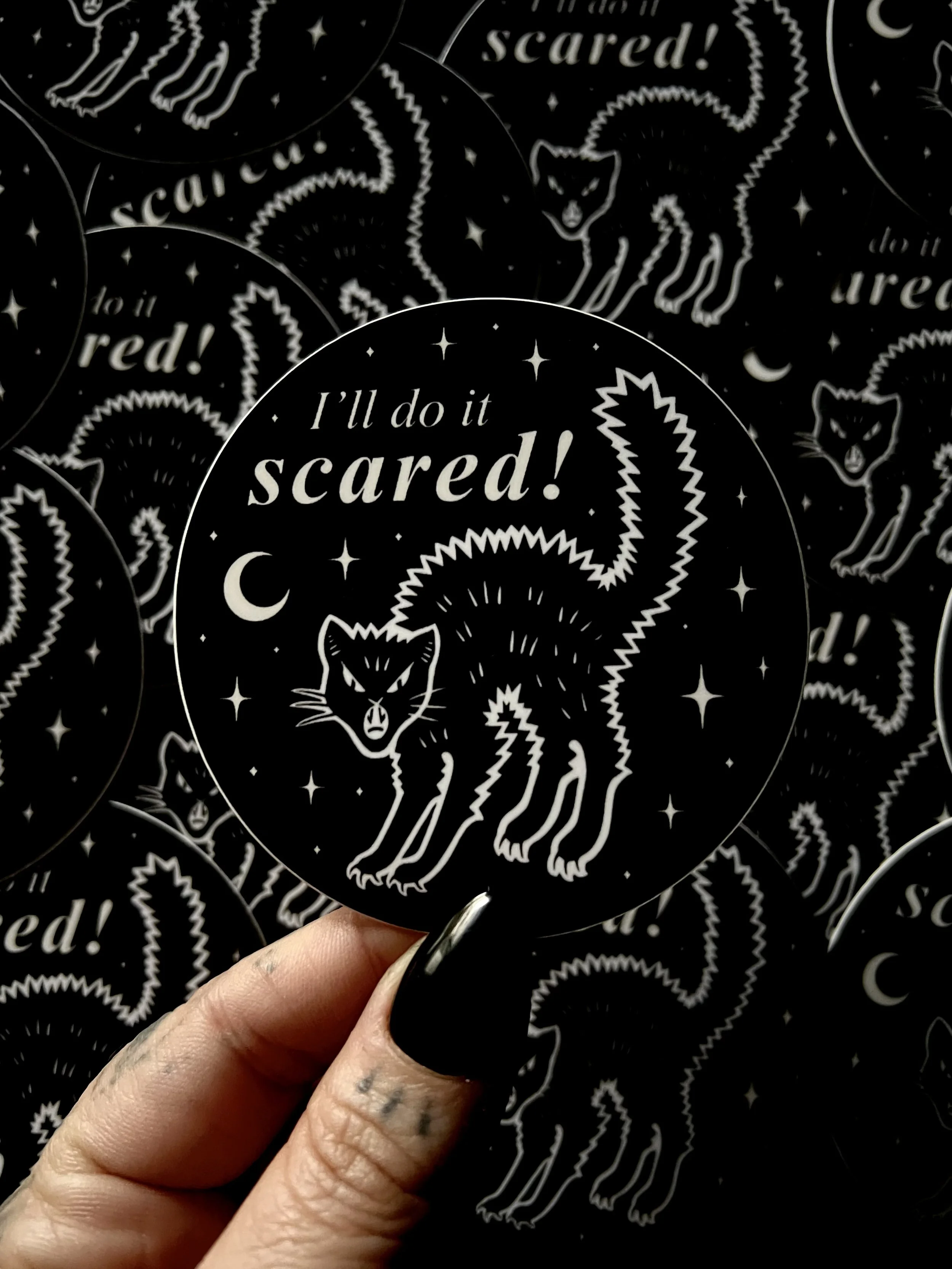 Sticker Scared Cat 2.jpg